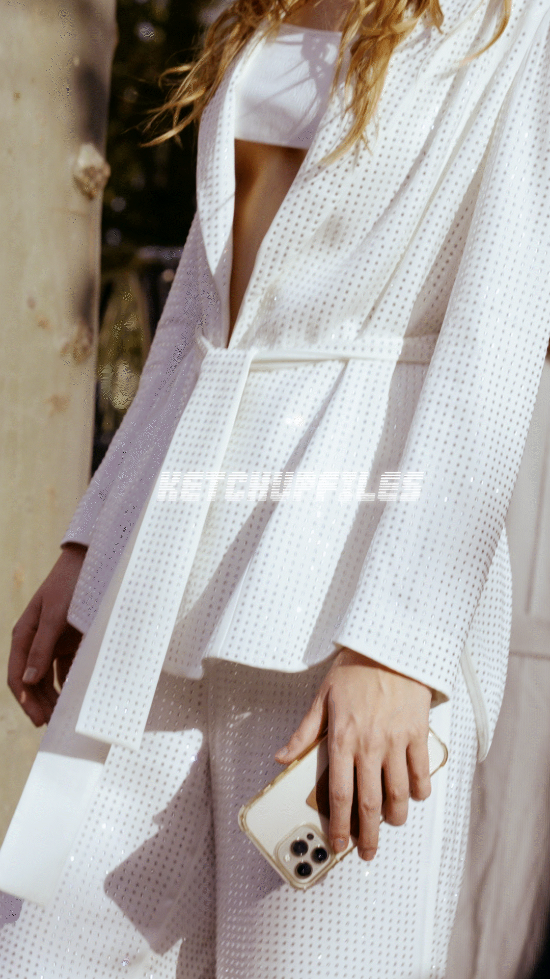 9x16 Elie Saab SS24 _Ketchupfiles_2.gif