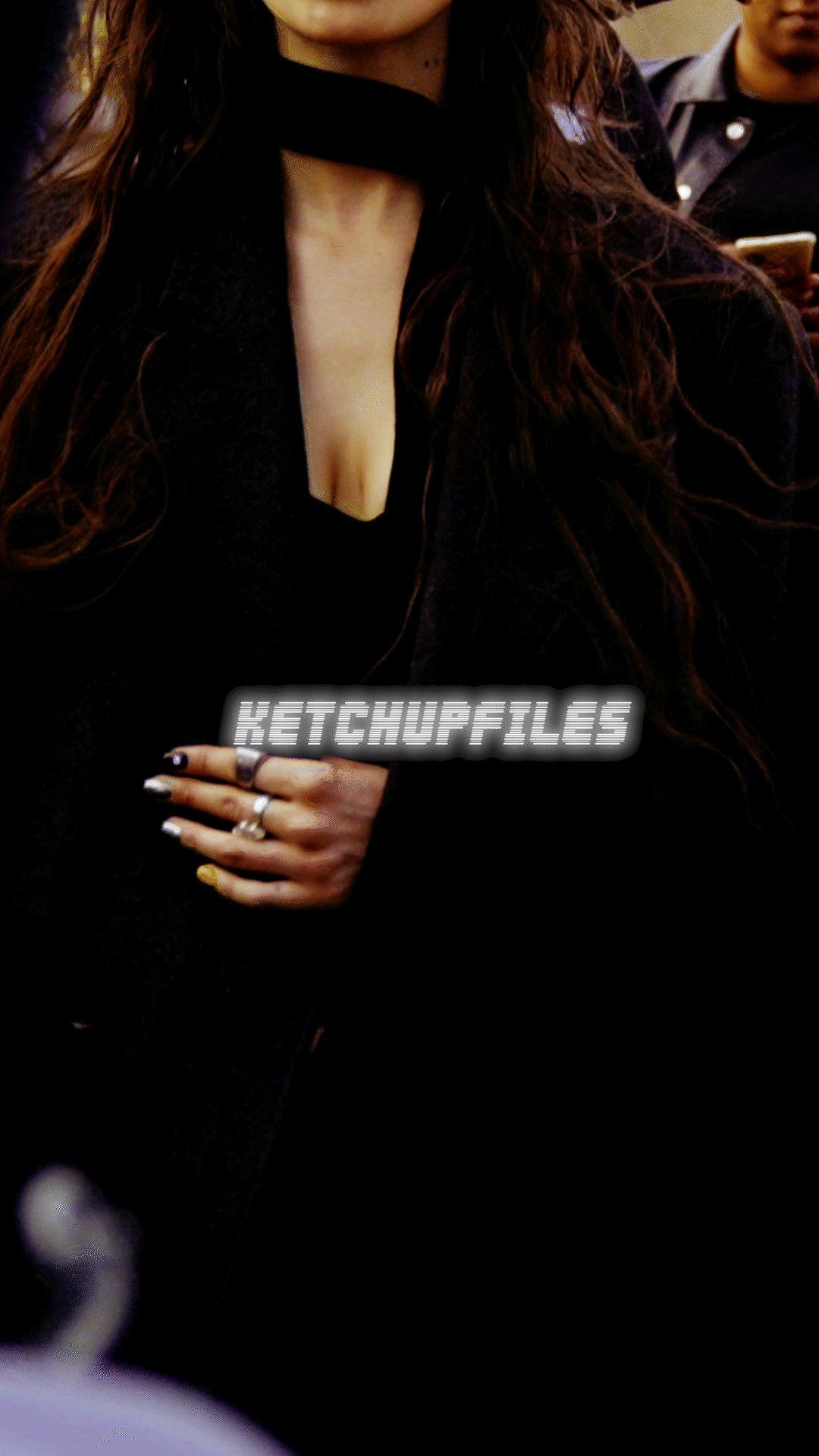 9x16 Elie Saab SS24 _Ketchupfiles.gif