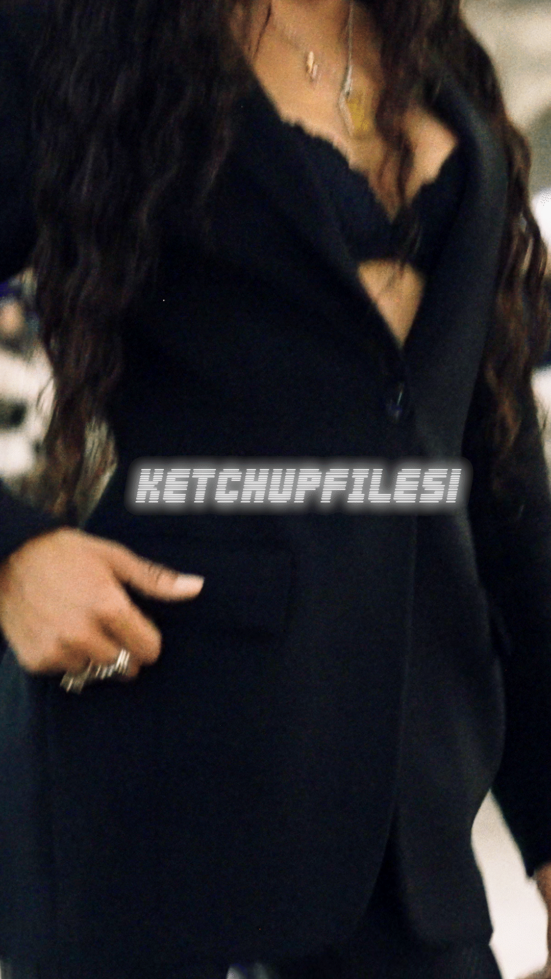 9x16 Mugler SS24 Ketchpfiles-.gif