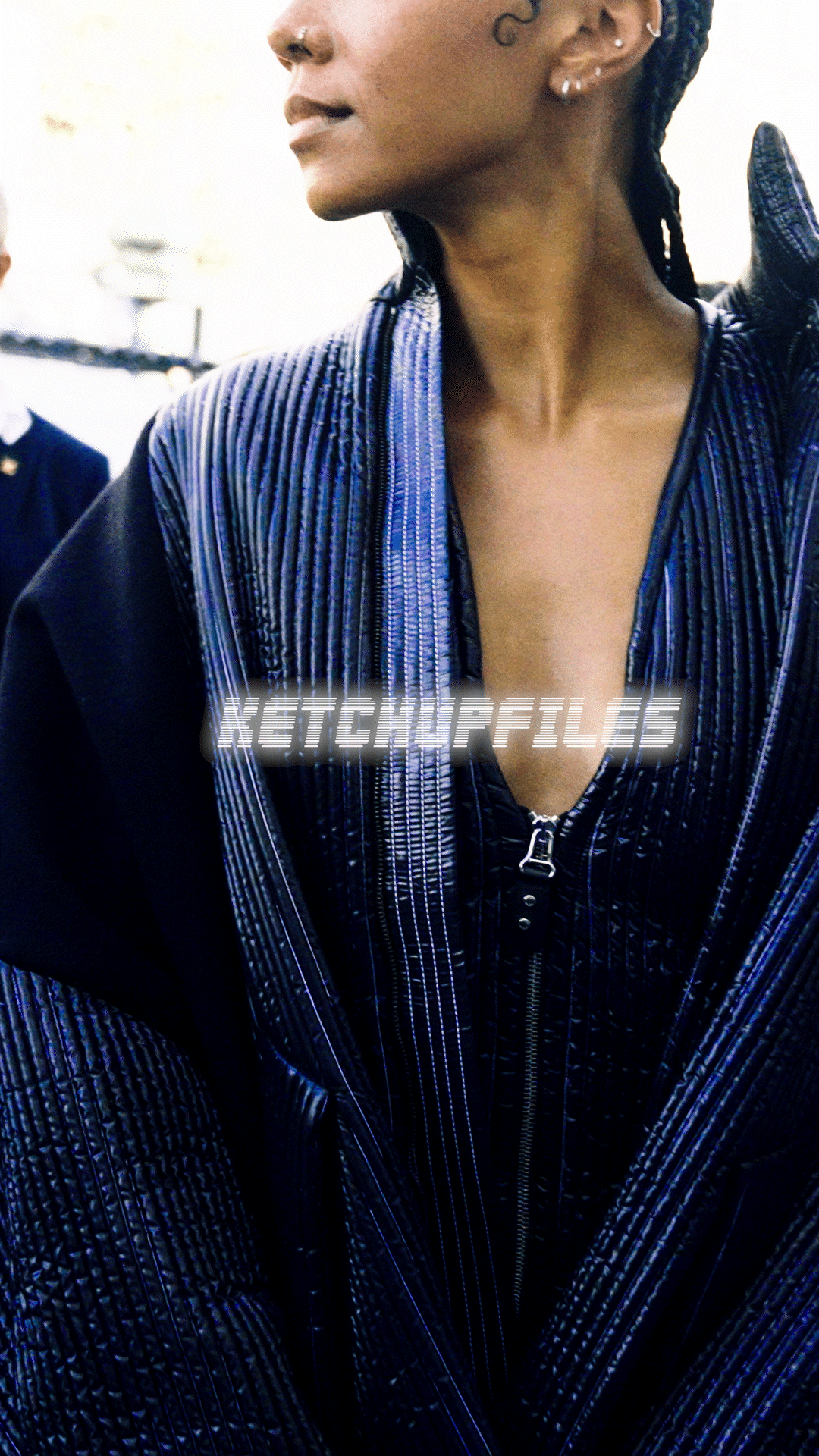 9x16 Louis Vuitton SS24 Ketchupfiles.gif