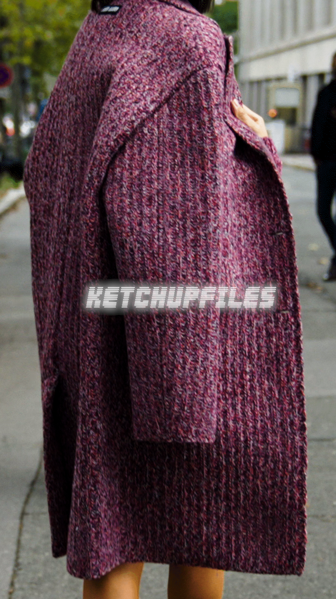 9x16 Miu Miu SS24 Ketchupfiles.gif