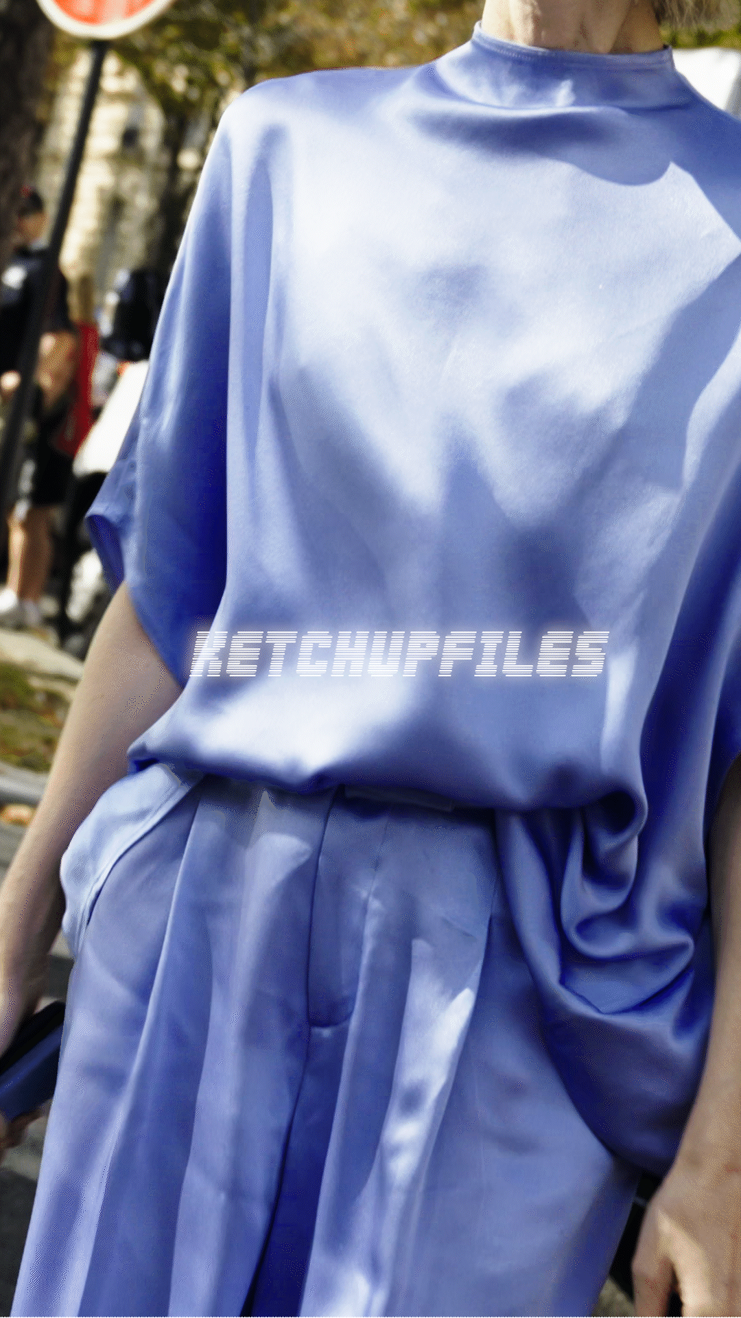 9x16 Miu Miu SS24 Ketchupfiles.gif