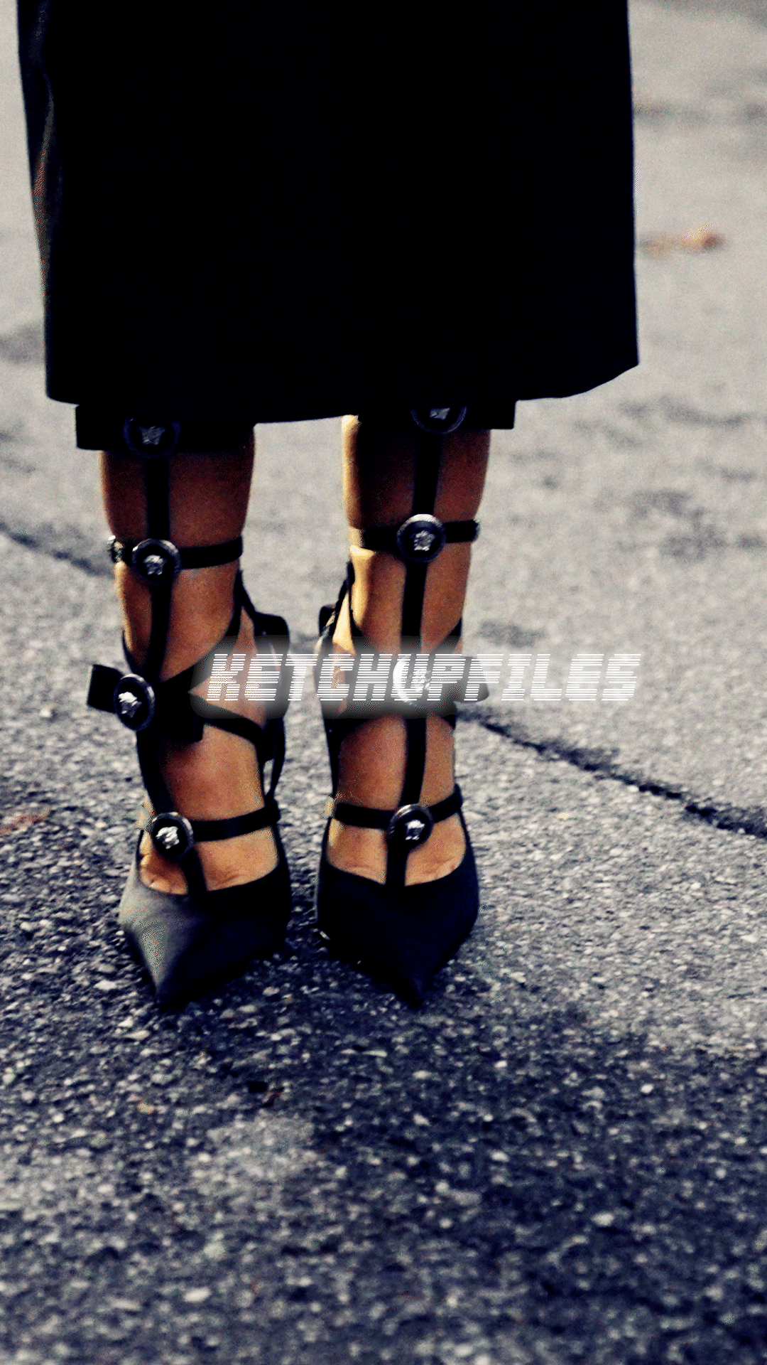9x16 Versace SS24_Ketchupfiles-.gif