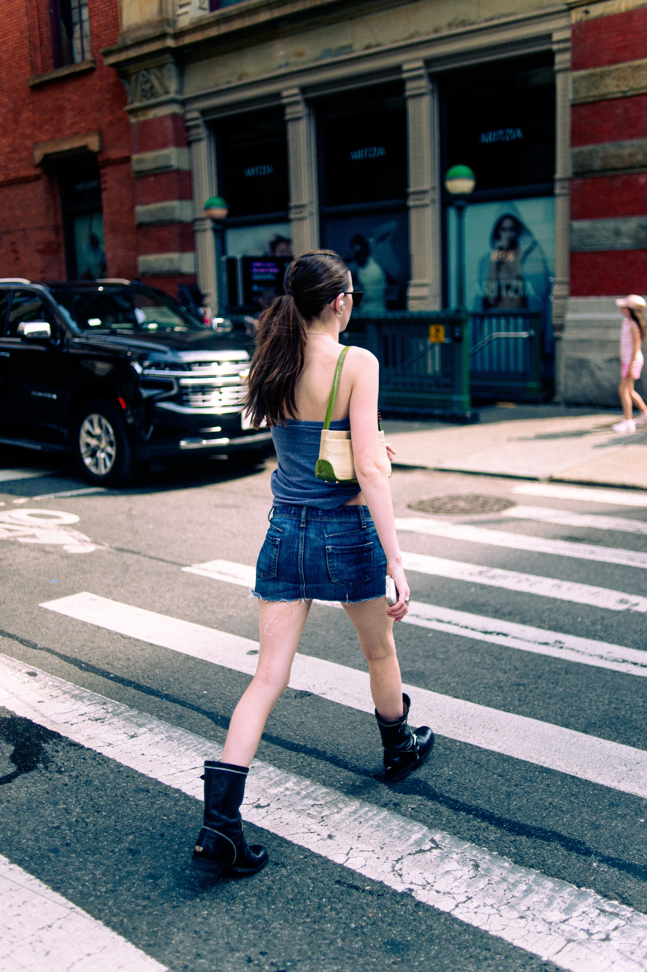 STREET-STYLE-SOHO-NEW-YORK-FELIPE-ESPINA-FASHION-IN-THE-STREET-STREETWEAR-STREETFASHION-SUMMER-KETCHUP-FILES2024-08-05 at 9.40.51 PM 30.jpg