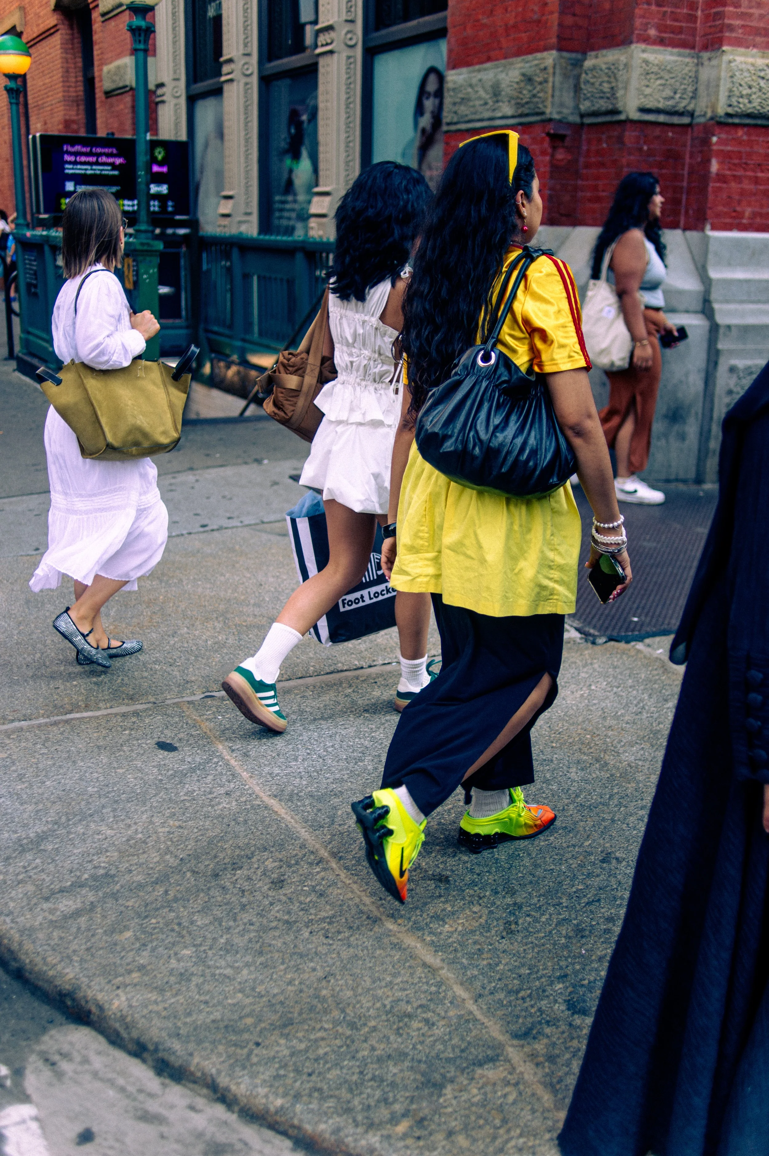 STREET-STYLE-SOHO-NEW-YORK-FELIPE-ESPINA-FASHION-IN-THE-STREET-STREETWEAR-STREETFASHION-SUMMER-KETCHUP-FILES2024-08-05 at 9.40.51 PM 48.jpg