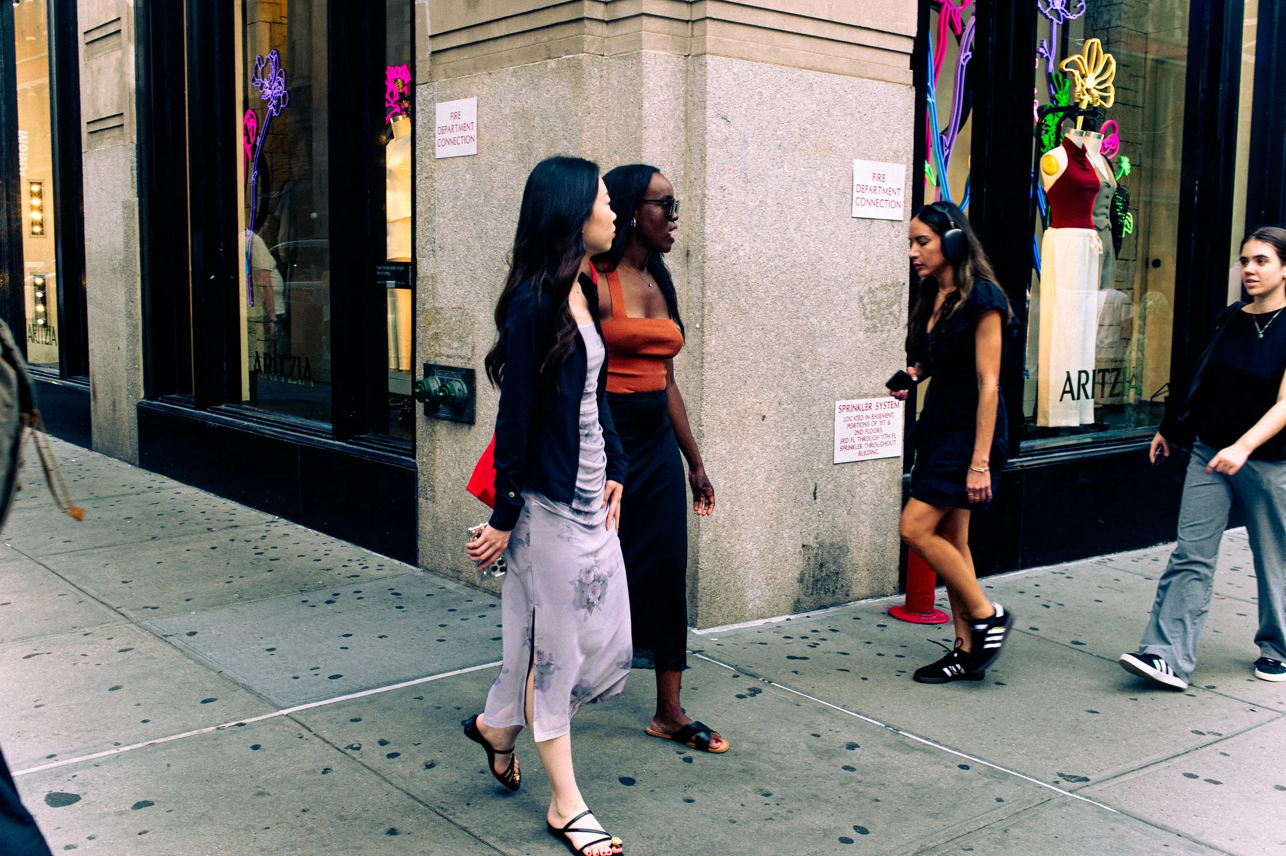 STREET-STYLE-SOHO-NEW-YORK-FELIPE-ESPINA-FASHION-IN-THE-STREET-STREETWEAR-STREETFASHION-SUMMER-KETCHUP-FILES2024-08-05 at 9.40.51 PM 65.jpg