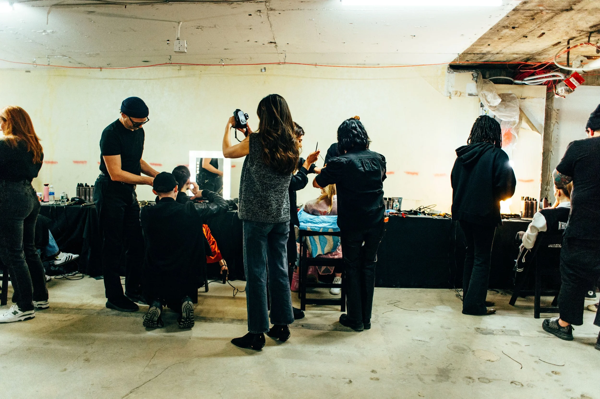 BACKSTAGE NAEEM KHAN FW24 NEW YORK FASHION WEEK 2024 FALL WINTER 2024 PHOTOS BY FELIPE ESPINAL : COCORA CREATIVES 17.jpg