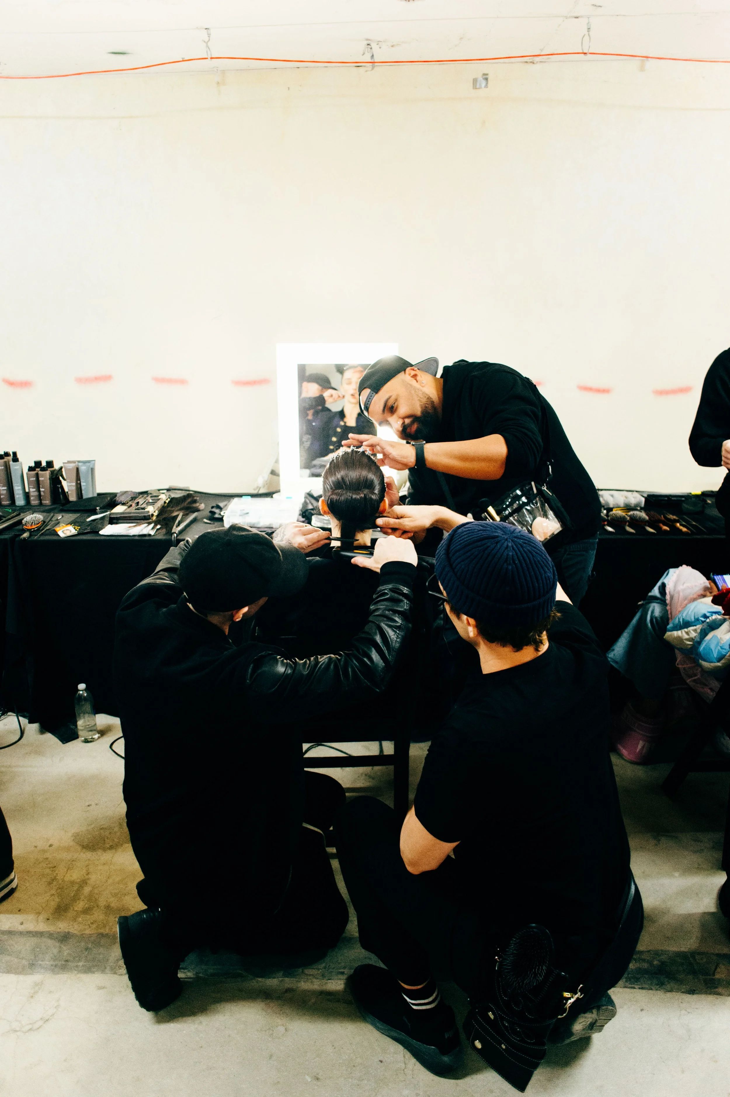 BACKSTAGE NAEEM KHAN FW24 NEW YORK FASHION WEEK 2024 FALL WINTER 2024 PHOTOS BY FELIPE ESPINAL : COCORA CREATIVES 42.jpg