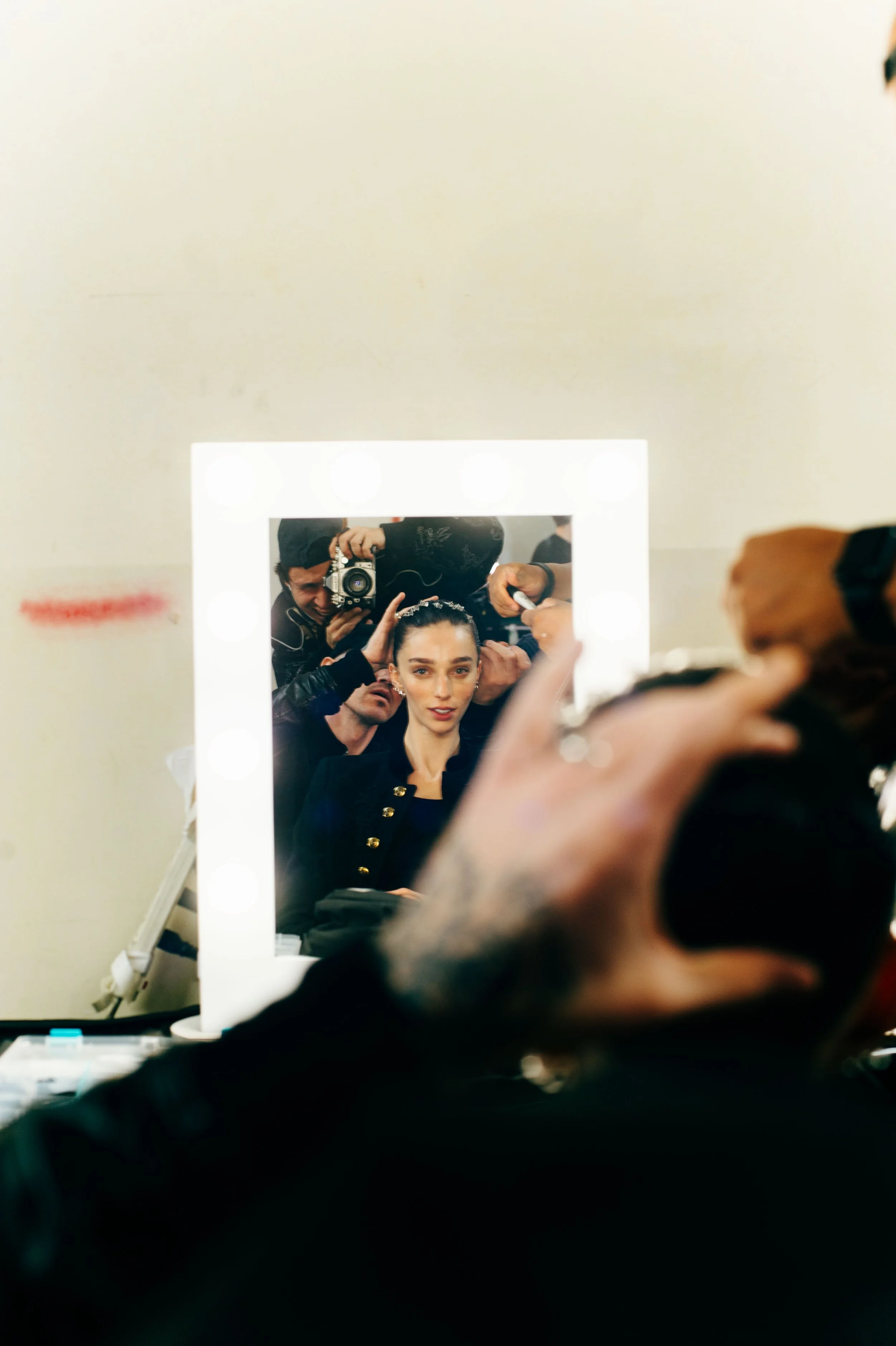 BACKSTAGE NAEEM KHAN FW24 NEW YORK FASHION WEEK 2024 FALL WINTER 2024 PHOTOS BY FELIPE ESPINAL : COCORA CREATIVES 45.jpg