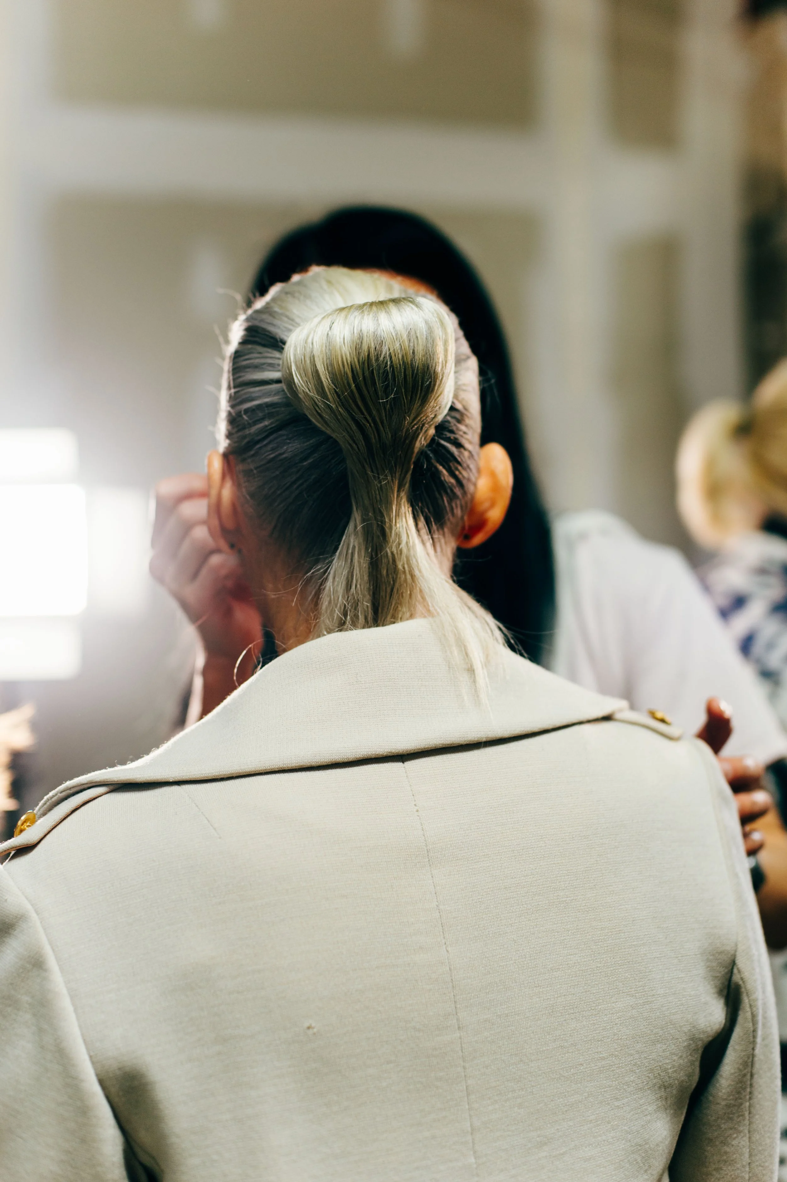 BACKSTAGE NAEEM KHAN FW24 NEW YORK FASHION WEEK 2024 FALL WINTER 2024 PHOTOS BY FELIPE ESPINAL : COCORA CREATIVES 67.jpg