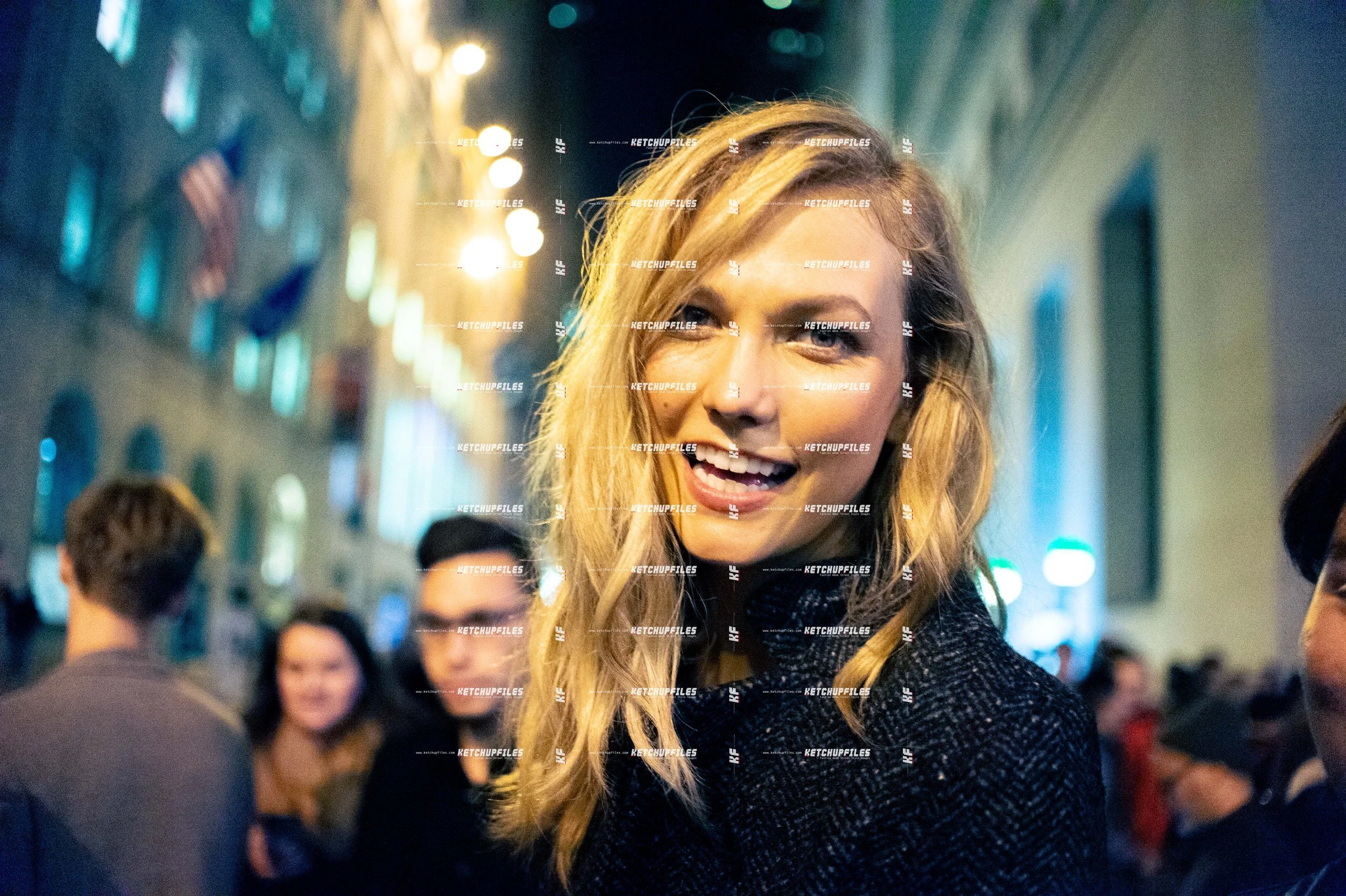 street style BALMAIN & HM Collection 2024-10-10 at 4.55.11 PM 35.jpg