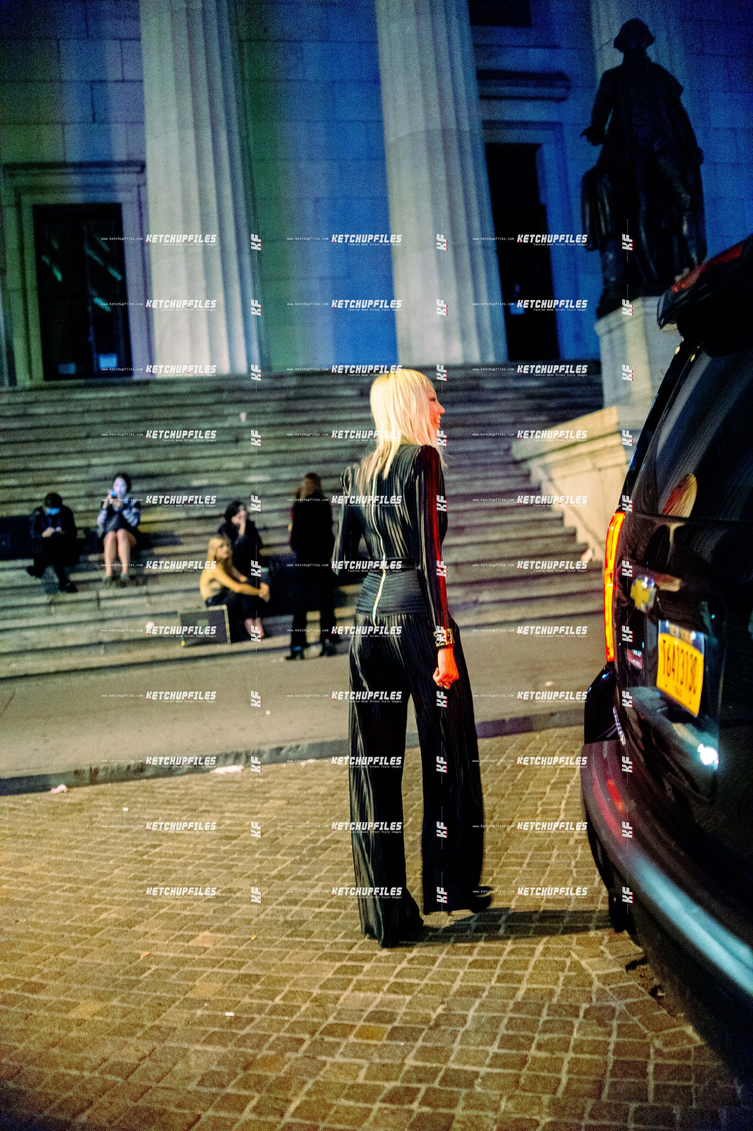 street style BALMAIN & HM Collection 2024-10-10 at 4.55.11 PM 83.jpg