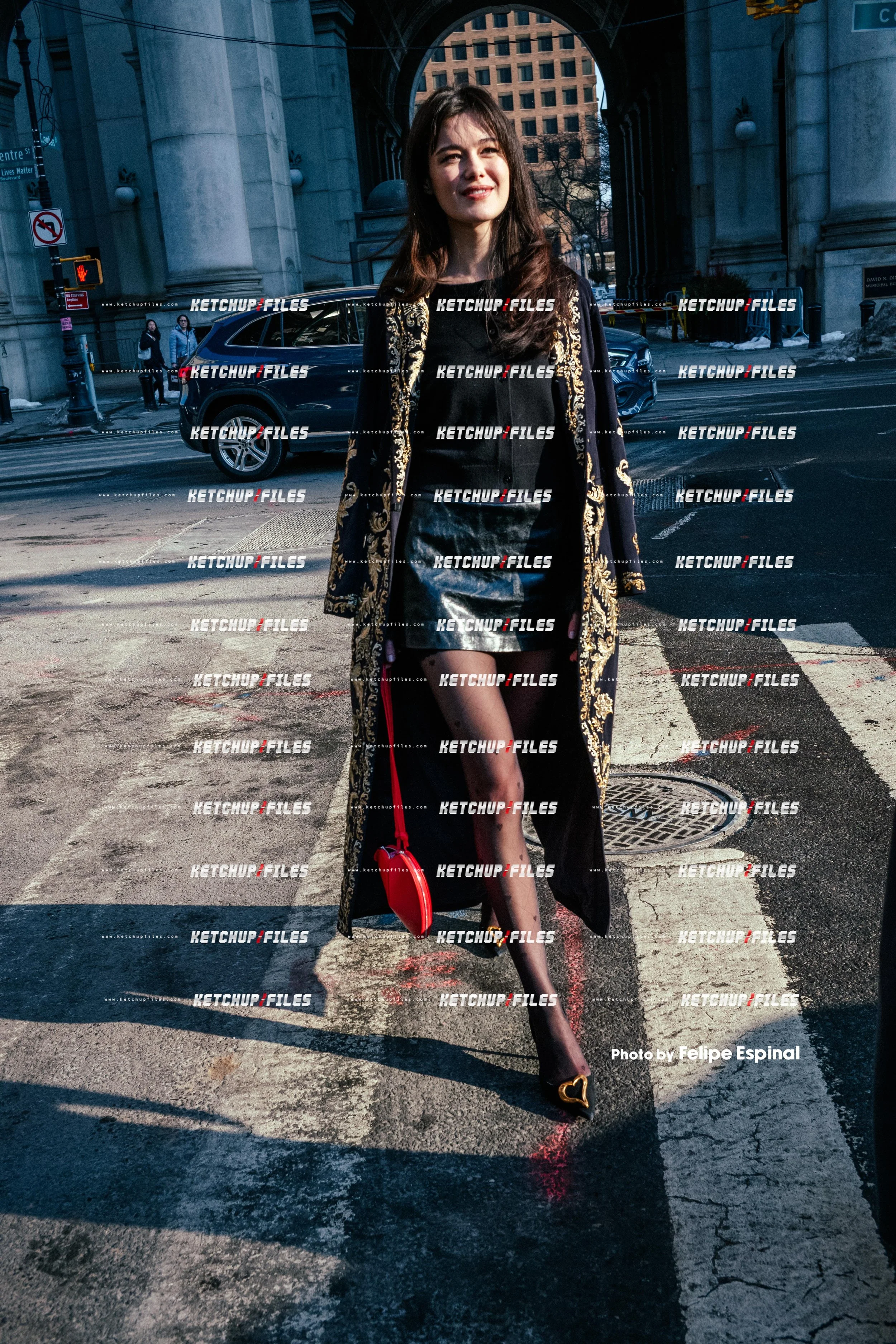 Street Style Photo of Guest at the Alice + Olivia FW26 New York Fashion Week Show