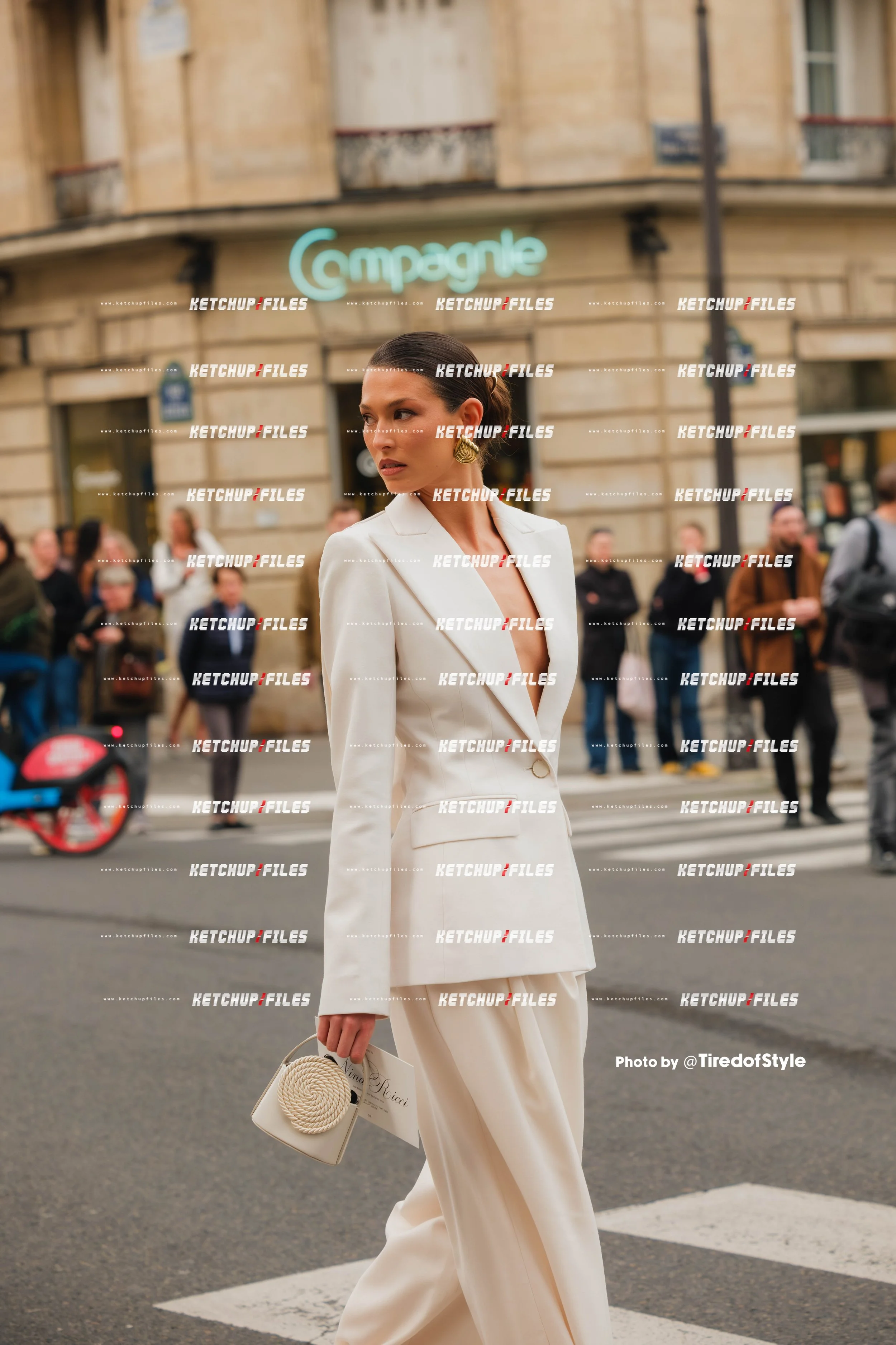 Street Style Editorial photo from Nina Ricci AW26 at Paris Fashion Week 2026