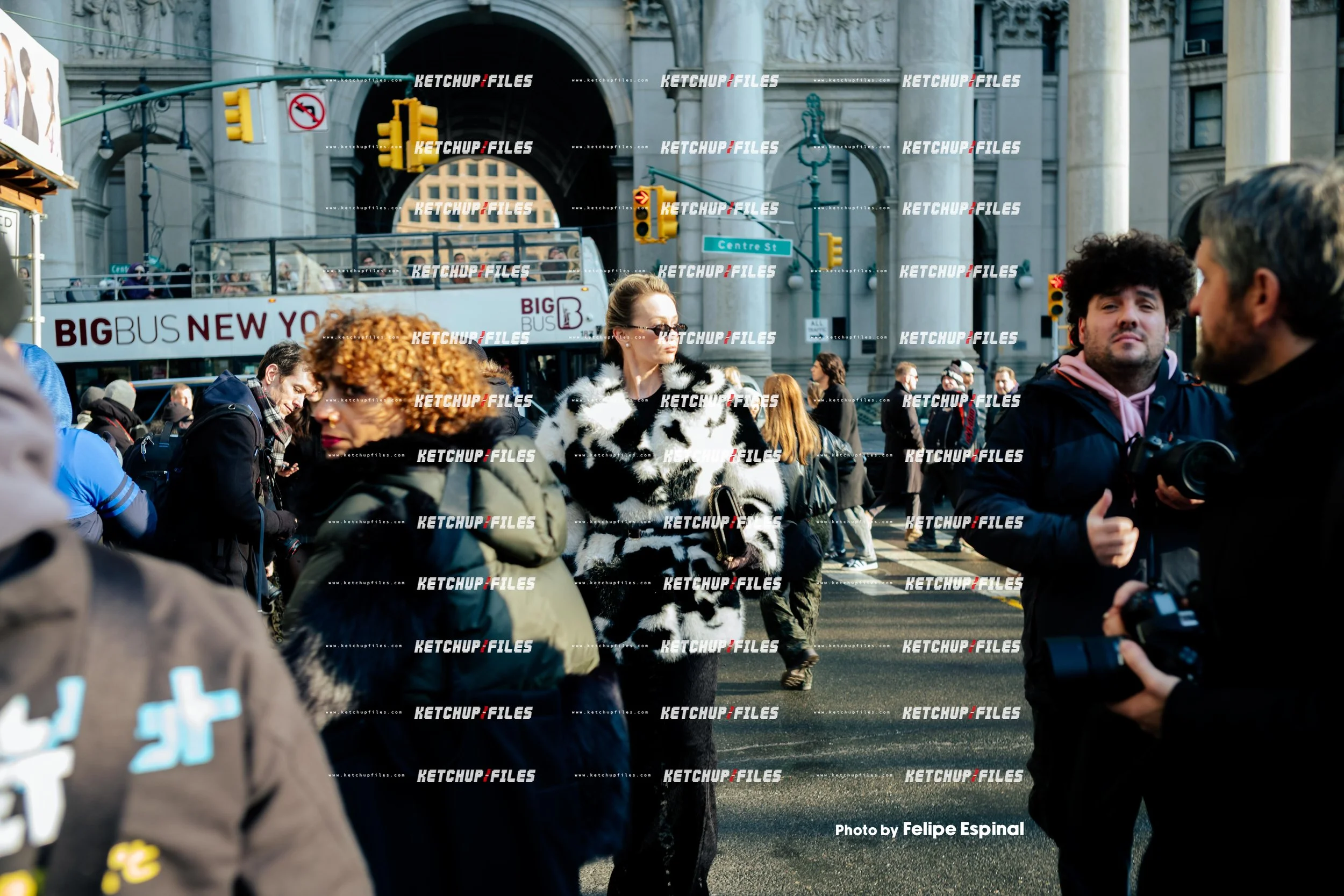 Street Style Photo of Guest at the Alice + Olivia FW26 New York Fashion Week Show