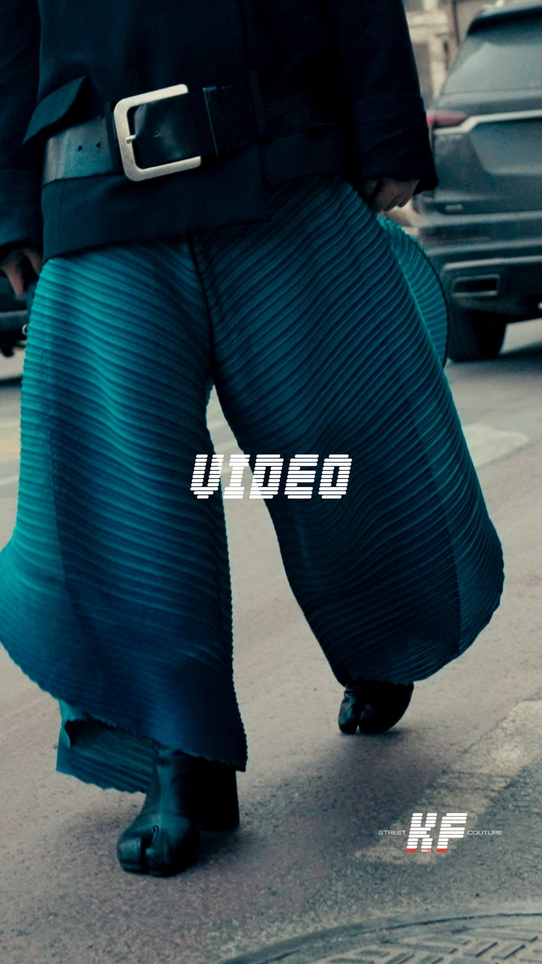 Street Style Video of Diana Tsui at the Altuzarra FW26 New York Fashion Week Show