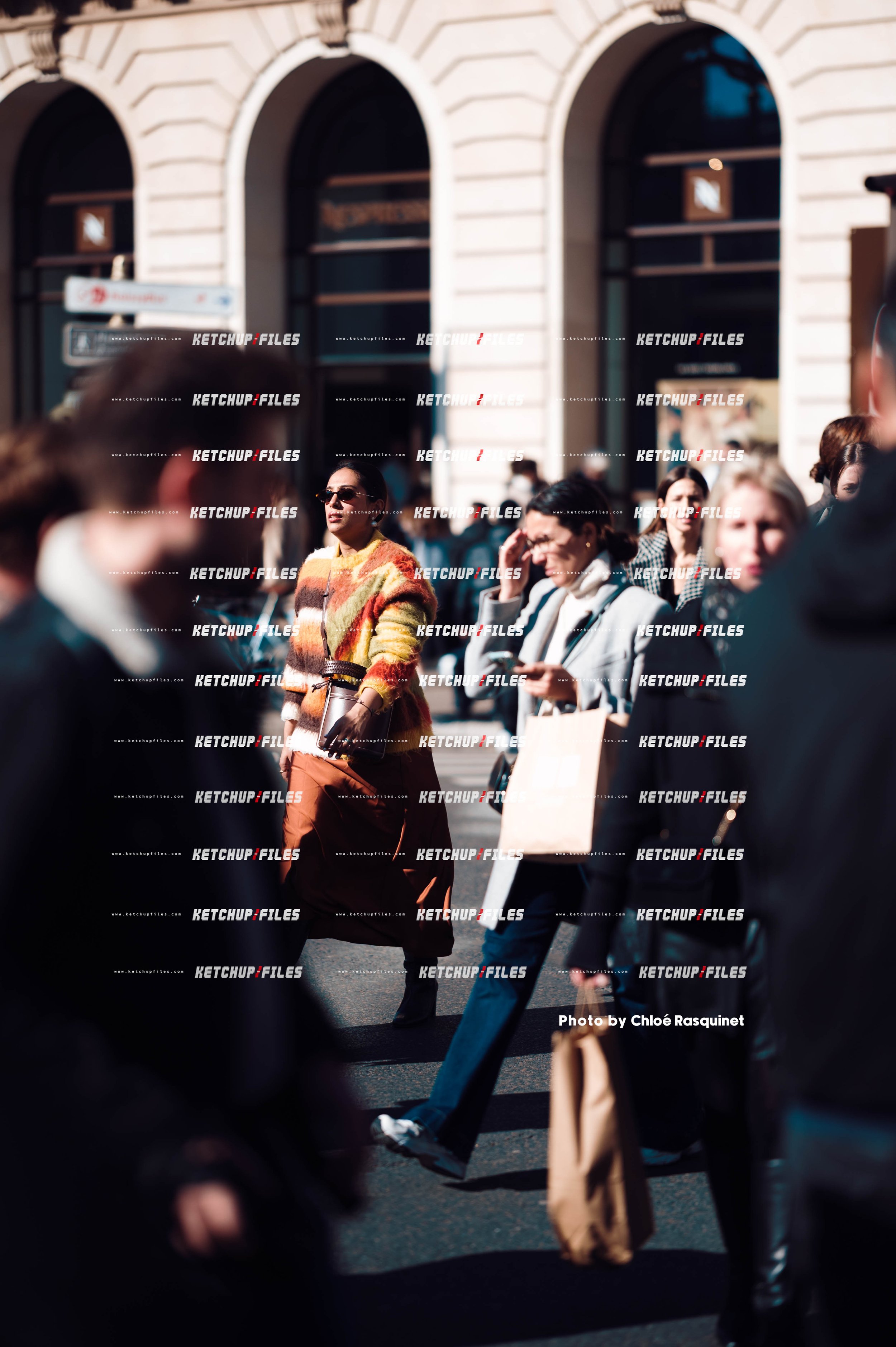 Street Style Photo of Guest at Dries Van Noten FW25 Show Paris Fashion Week Fall Winter 2025