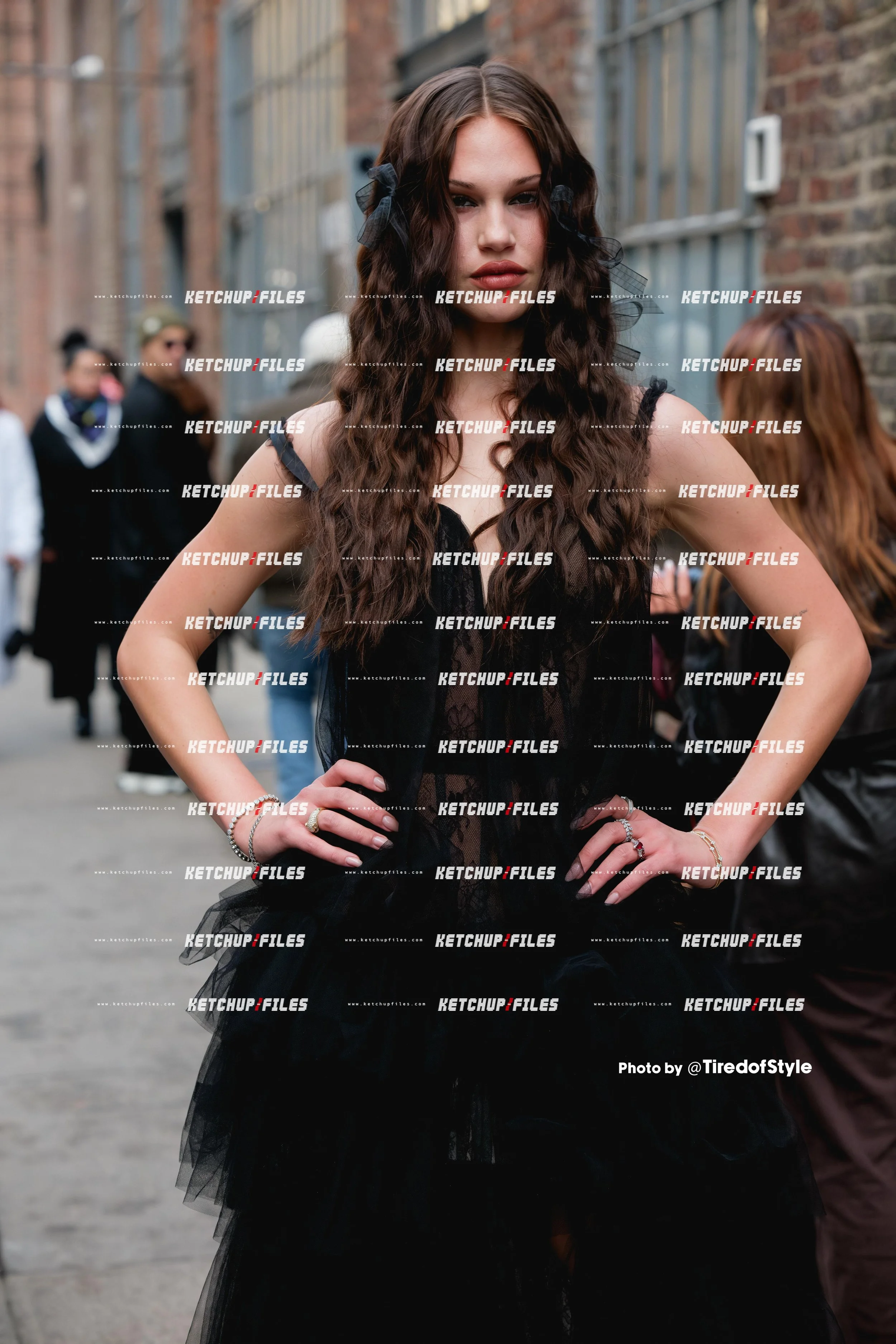 Aknvas FW26 Street Style Ketchup Files Creator Julia Jann TiredofStyle New York Fashion Week Fall Winter 2026-12.jpg