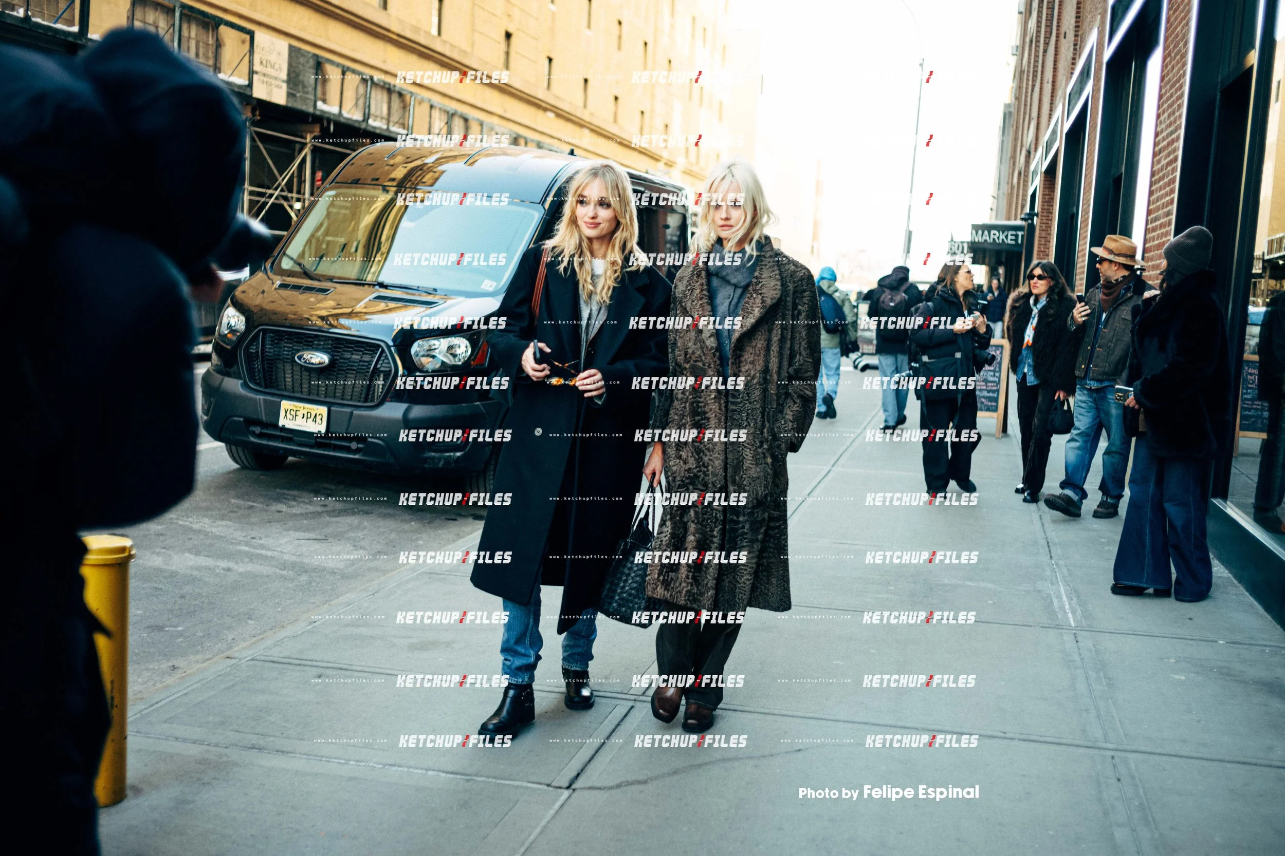 Street Style Photo of Marta Wieczorek and Alicja Tubilewicz at the 7 For All Mankind FW26 New York Fashion Week Show