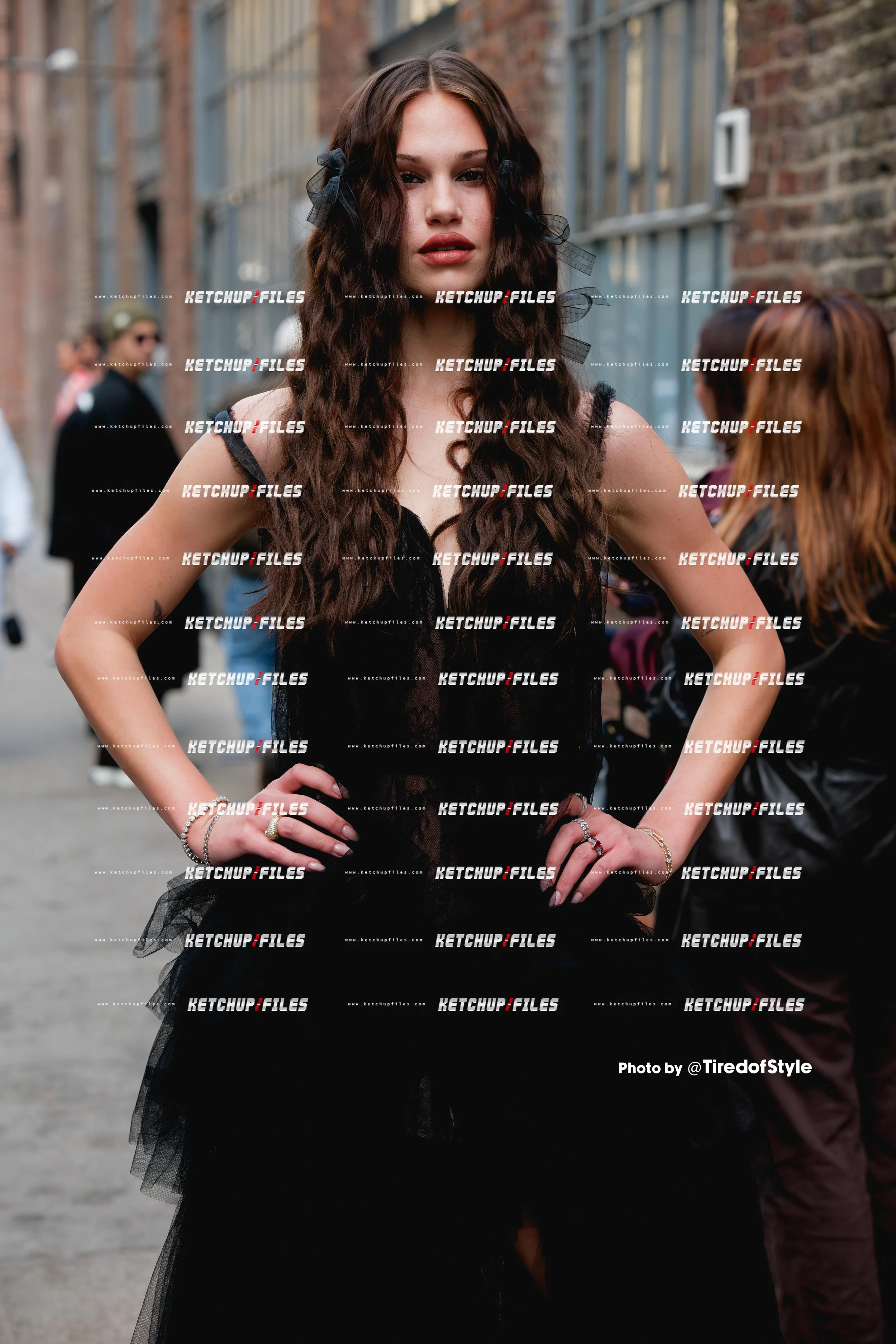 Aknvas FW26 Street Style Ketchup Files Creator Julia Jann TiredofStyle New York Fashion Week Fall Winter 2026-13.jpg