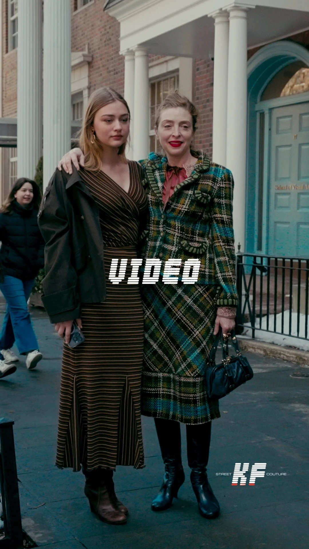 Street Style Video of Flora Currin & Rachel Feinstein at the Anna Sui FW26 New York Fashion Week Show