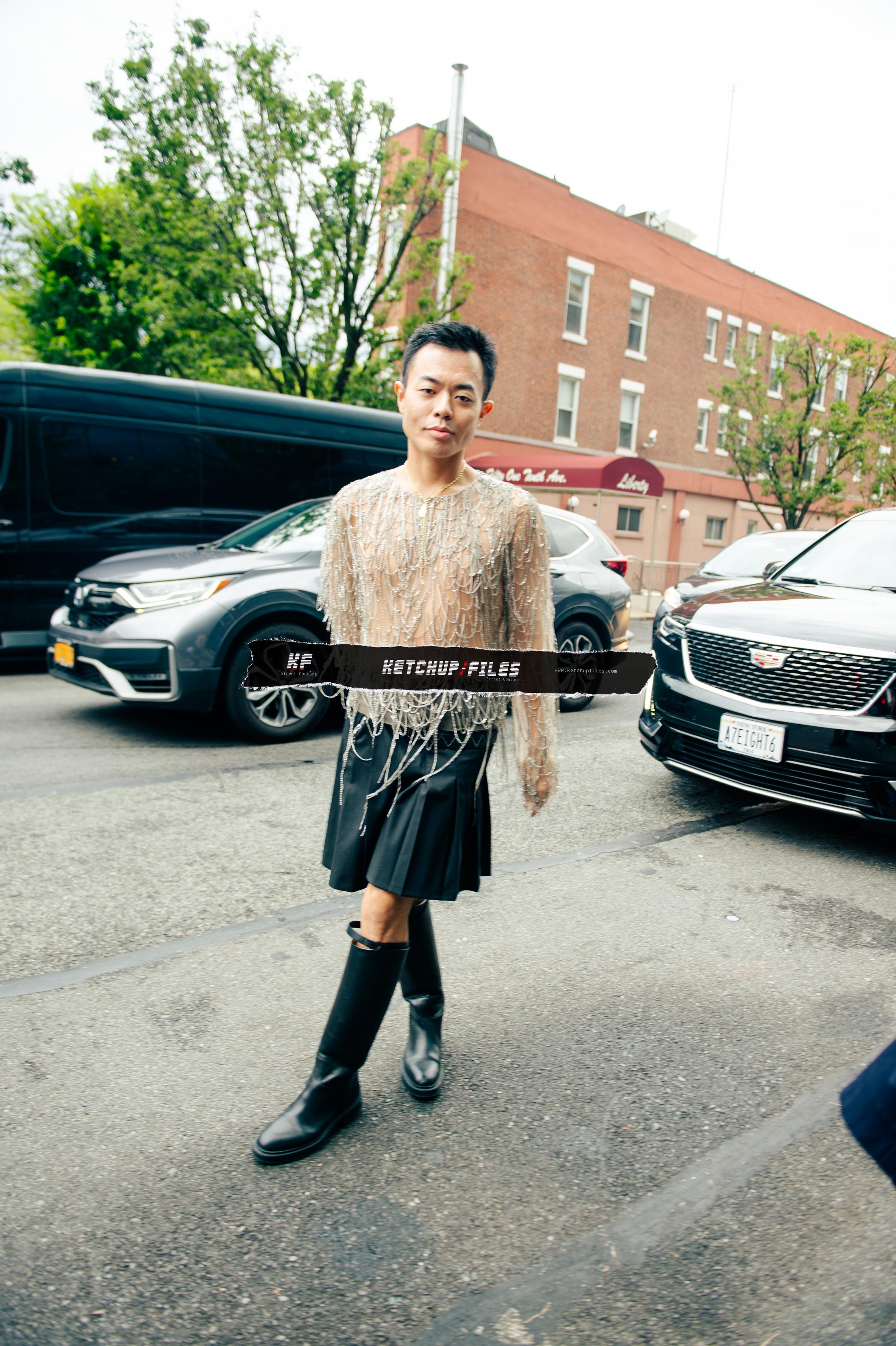 MONSE_SS25_STREET_STYLE_FASHION_WEEK2024-09-16 at 5.52.00 PM 39.jpg