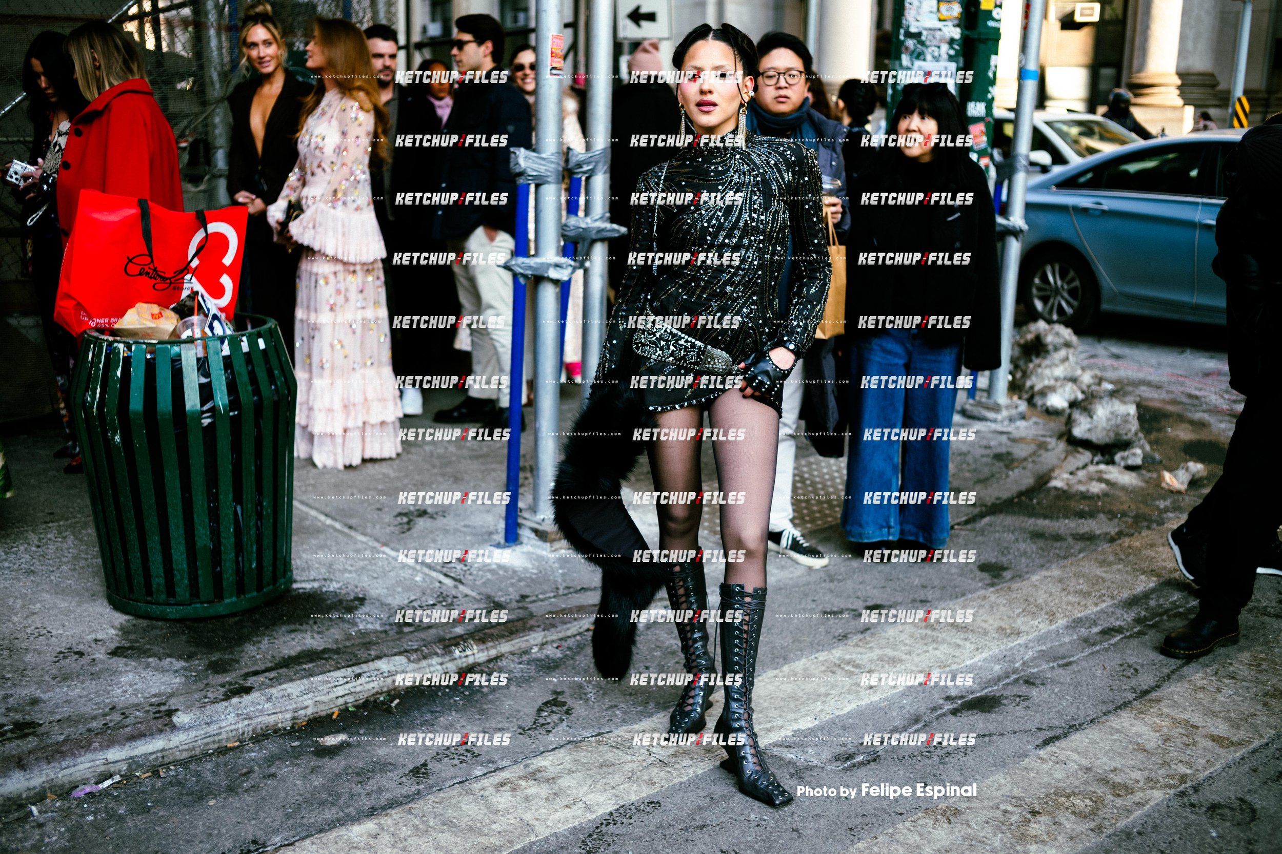 Street Style Photo of Guest at the Alice + Olivia FW26 New York Fashion Week Show