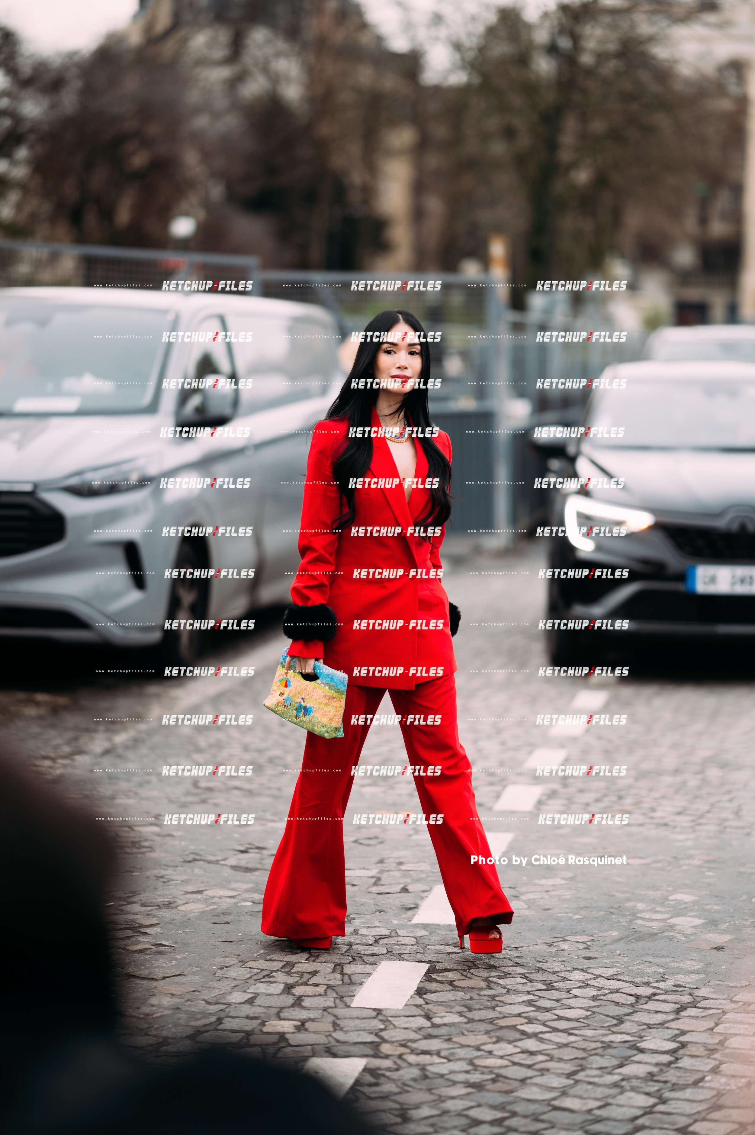 Elie Saab SS26  2026 Street Style Photography | Fashion Week Editorial Photo