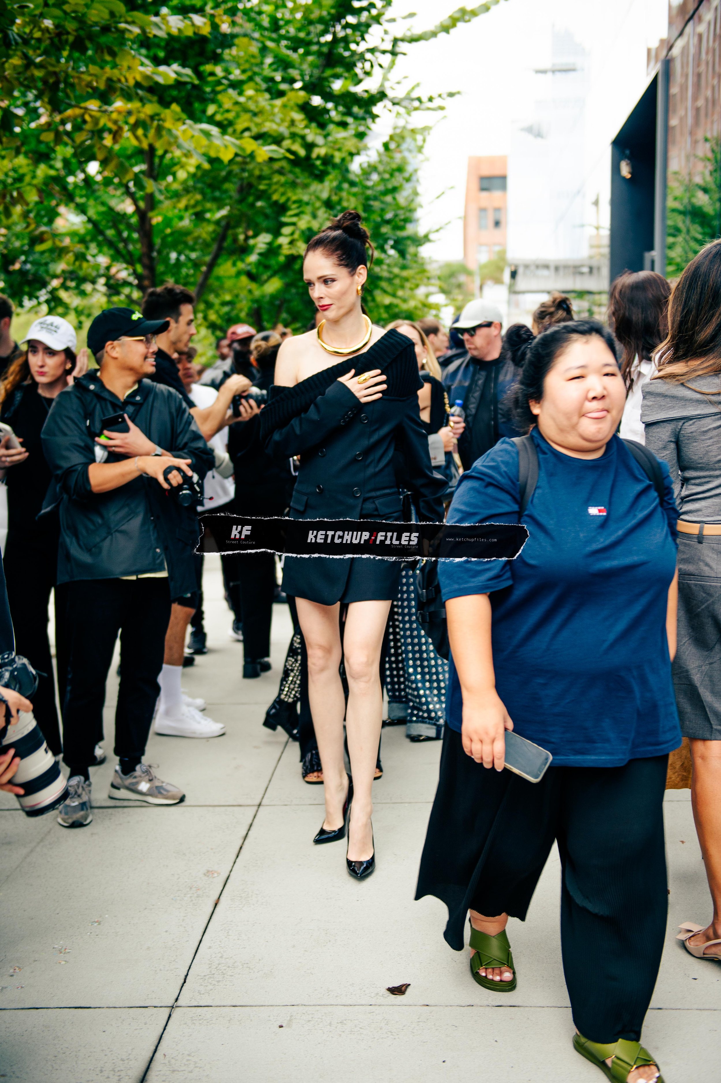 MONSE_SS25_STREET_STYLE_FASHION_WEEK2024-09-16 at 5.52.00 PM 22.jpg