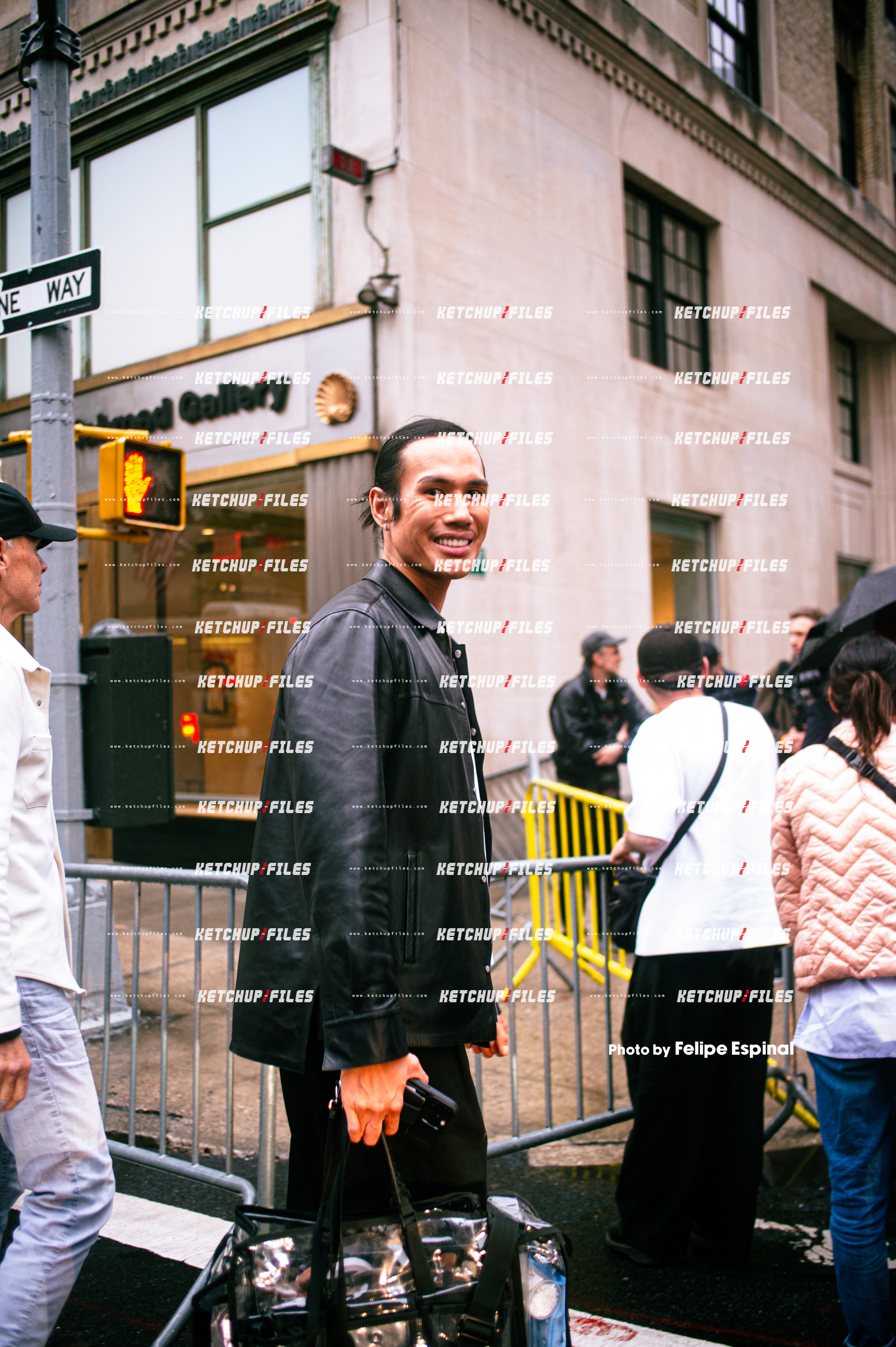 ketchup+files+by+felipe+espinal+ketchup+contributor+street+style+image+fashion+week+fashion+events+met+gala+may+gala+photos+stock+site+licensed+met+gala2025-05-05 at 11.09.22 PM 45.jpg
