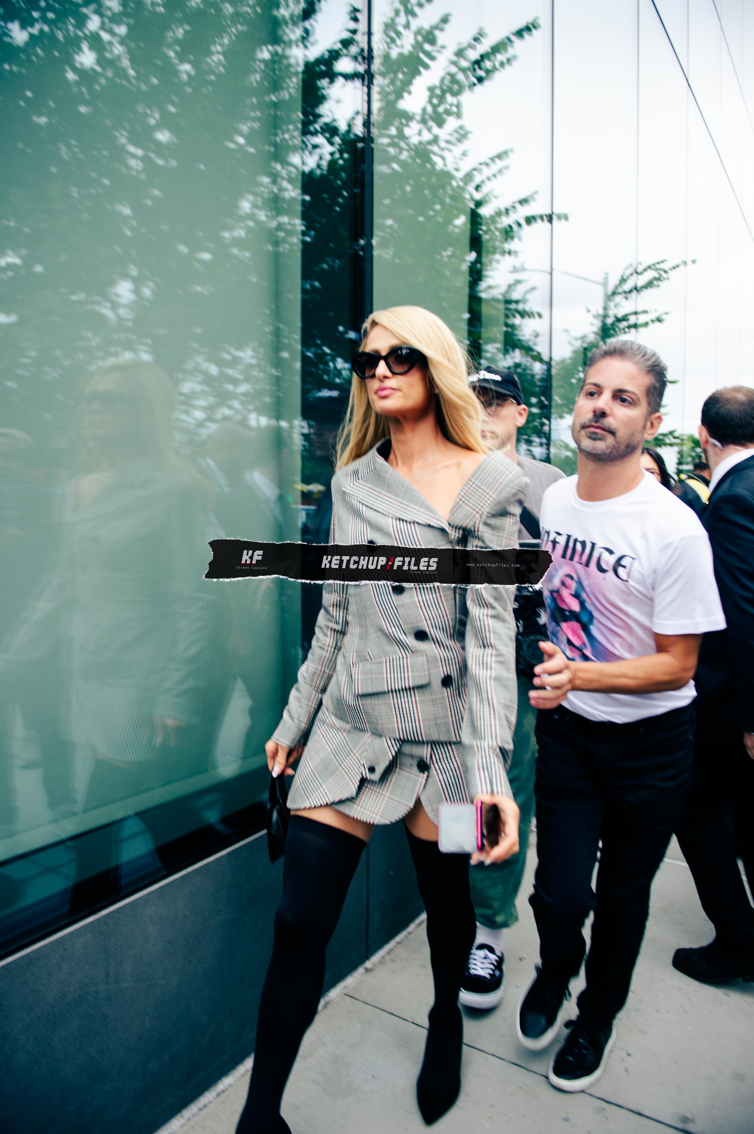 MONSE_SS25_STREET_STYLE_FASHION_WEEK2024-09-16 at 5.52.00 PM 15.jpg