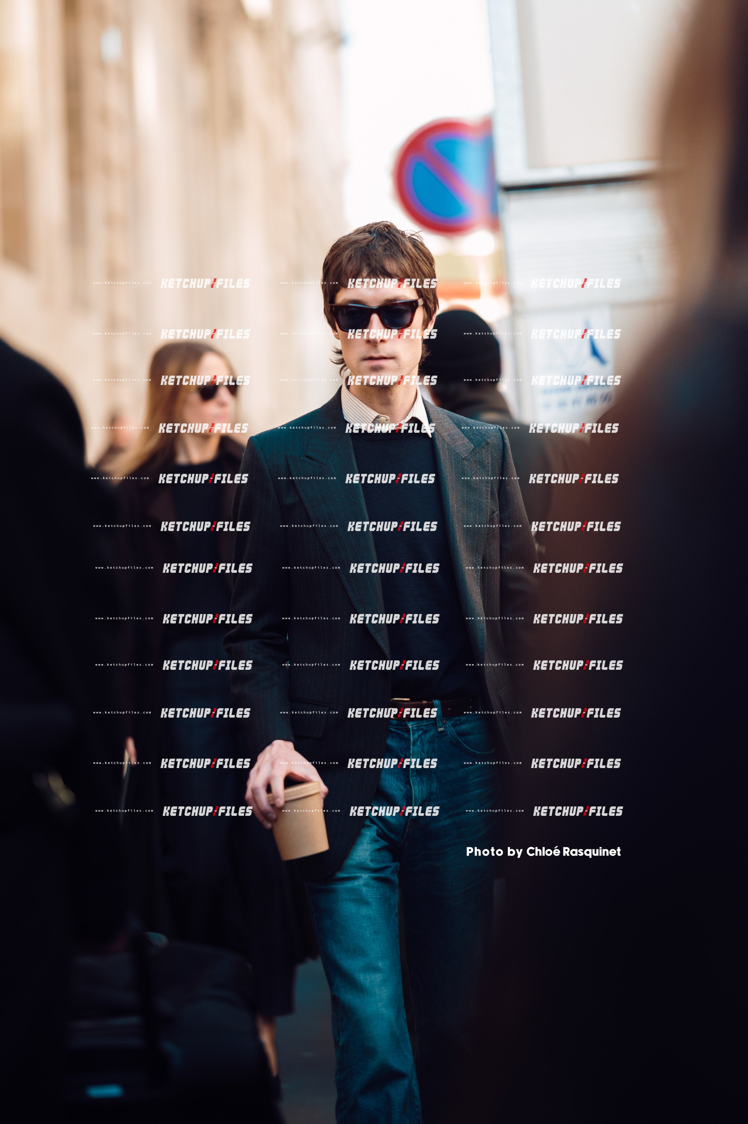 STREET STYLE PHOTO OF GUEST AT THE ROW FW25 SHOW DURING PARIS FASHION WEEK 2025 PHOTO BY CHLOÉ RASQUINET14.jpg