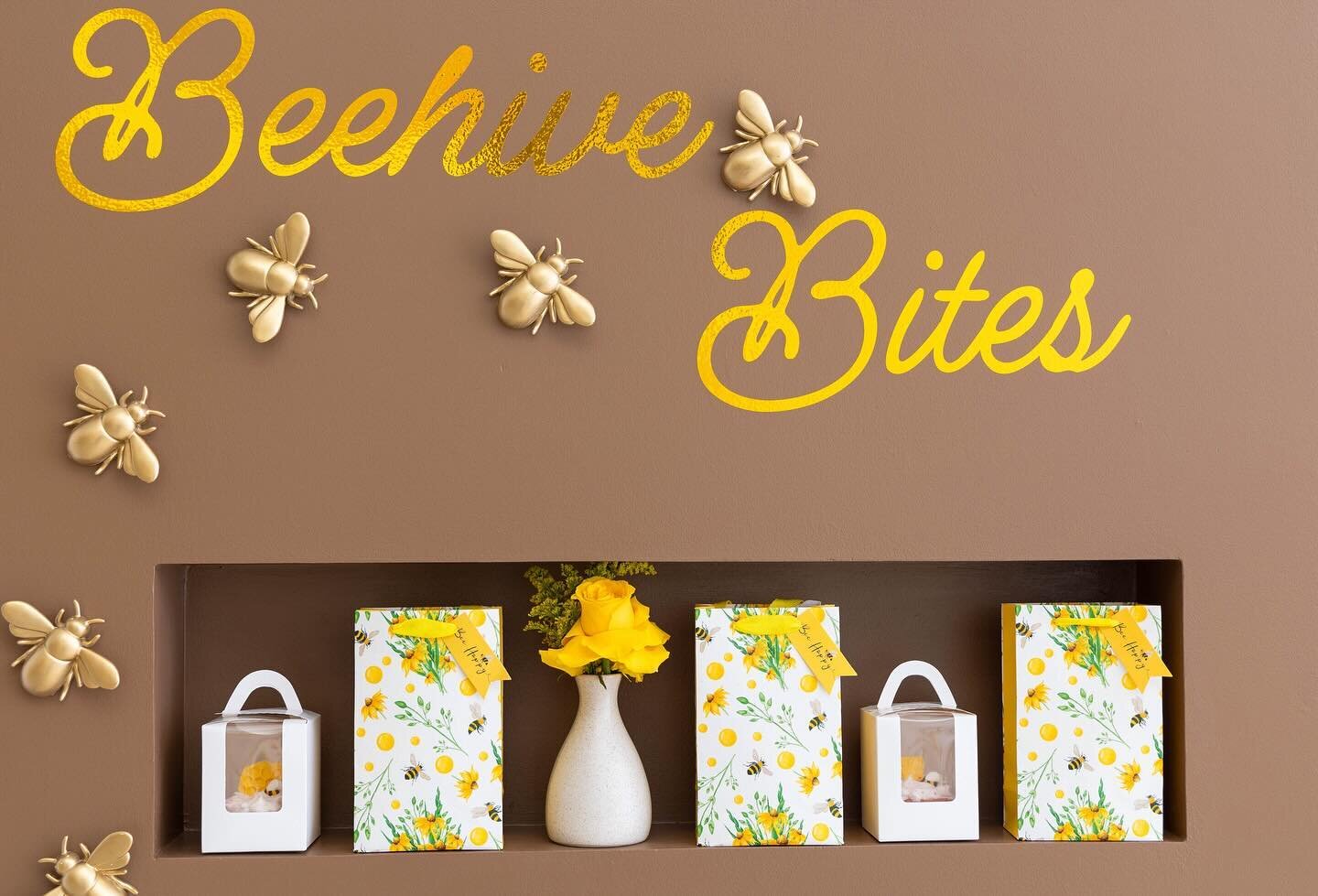 This is the end of our bee themed baby shower design. We hope you all enjoyed it as much as we did 🐝💛
.
.
#rentals #beetheme #babyshower #beethemedbabyshower #twins #eventdesign #eventdecor #eventdecorations
