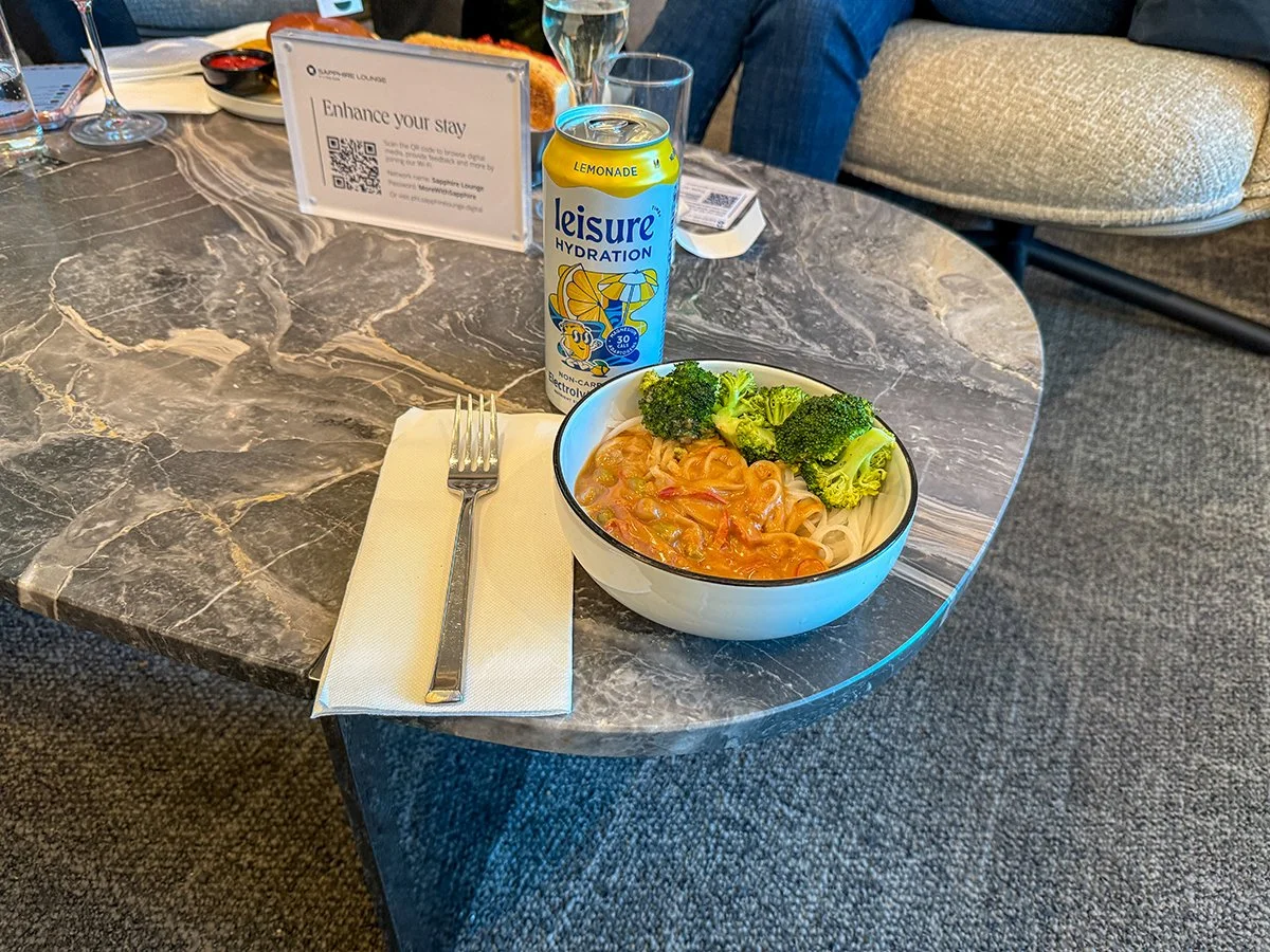 Chase Sapphire Lounge Philadelphia Review — The Pointy Miles