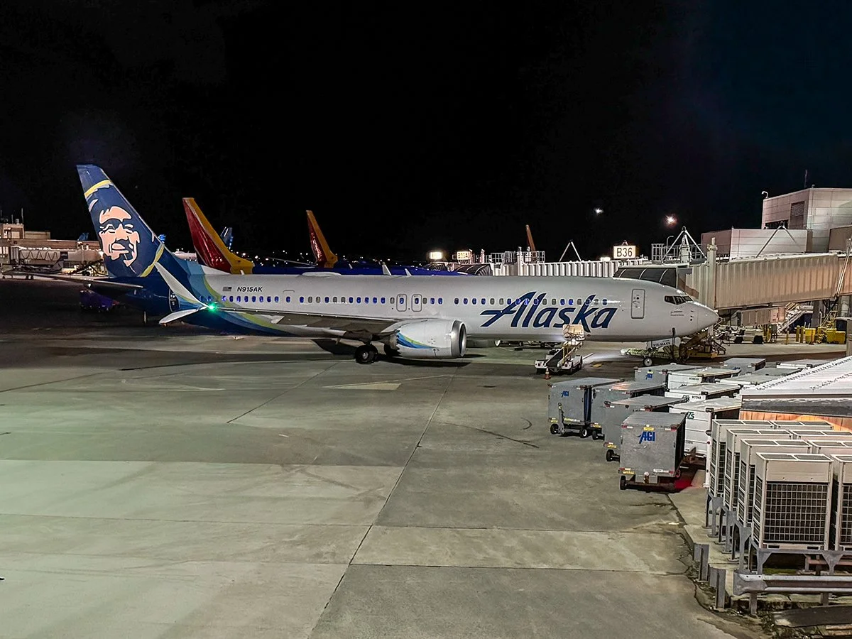 Alaska Airlines First Class 737-9 MAX SEA–BOS: Worth the Upgrade