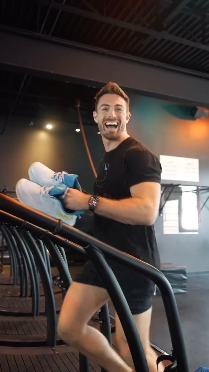 Year 1 Recap!
Today I’m celebrating the 1 year anniversary of my business, The Lab Rehab and Chiropractic in Nashville, TN! What an amazing year it’s been. It’s been a year of laughs, fitness, community, head bobbing, tail wagging,