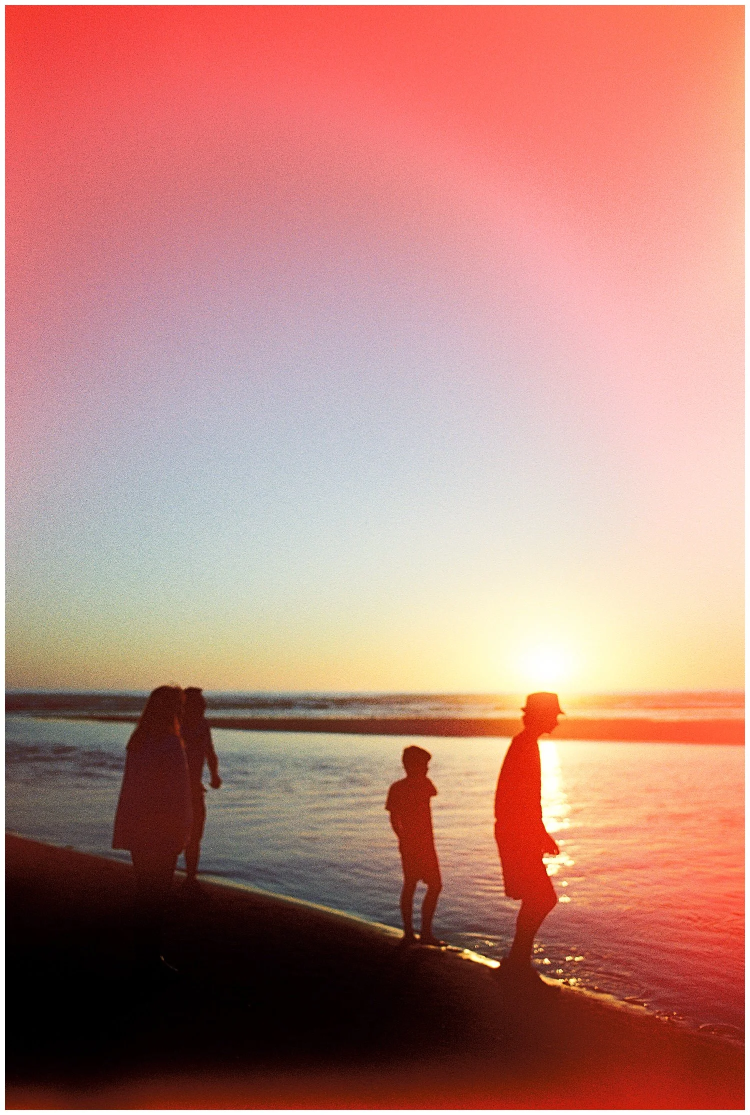 How to make light leaks on film Photos Alison Hatch Photo Albuquerque phototgrapher_0003.jpg