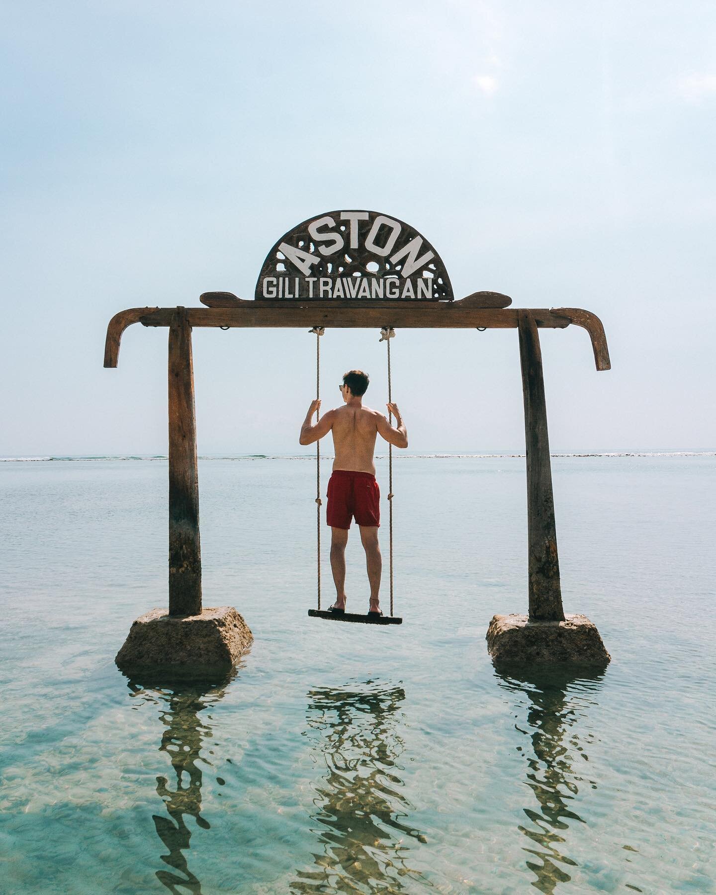🇮🇩 Get me back to the sea! 🌊 
.
I&rsquo;m definitely not moaning because I&rsquo;d much rather the sun than the rain any day, but when it comes to temperatures higher than 30&deg;c, there&rsquo;s no where I&rsquo;d rather be than by the sea 🌊 🌴 