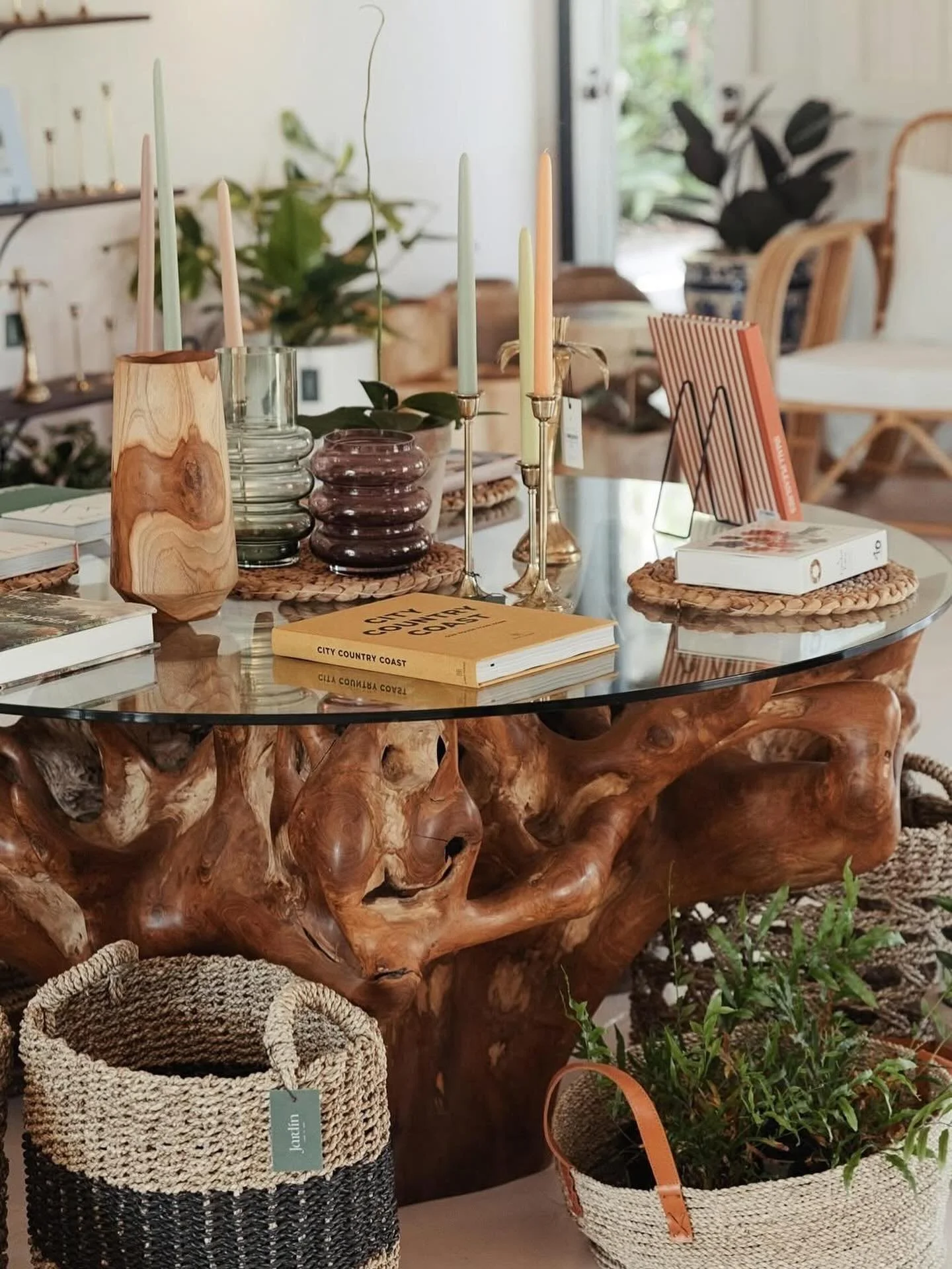 We are excited to be joining the famous Samford Christmas in the Village this Saturday 6 December! 

Jardin will be opening back up as a retail store for a very special one-off pop-up Christmas Shop on Saturday only🎄✨

Open all day, 9am to 8pm, with