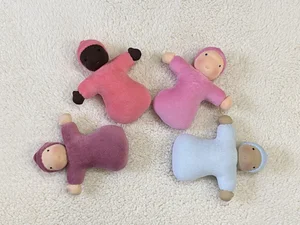Rosemary Garden DollsRosemary Garden Dolls - Handmade Waldorf Dolls and