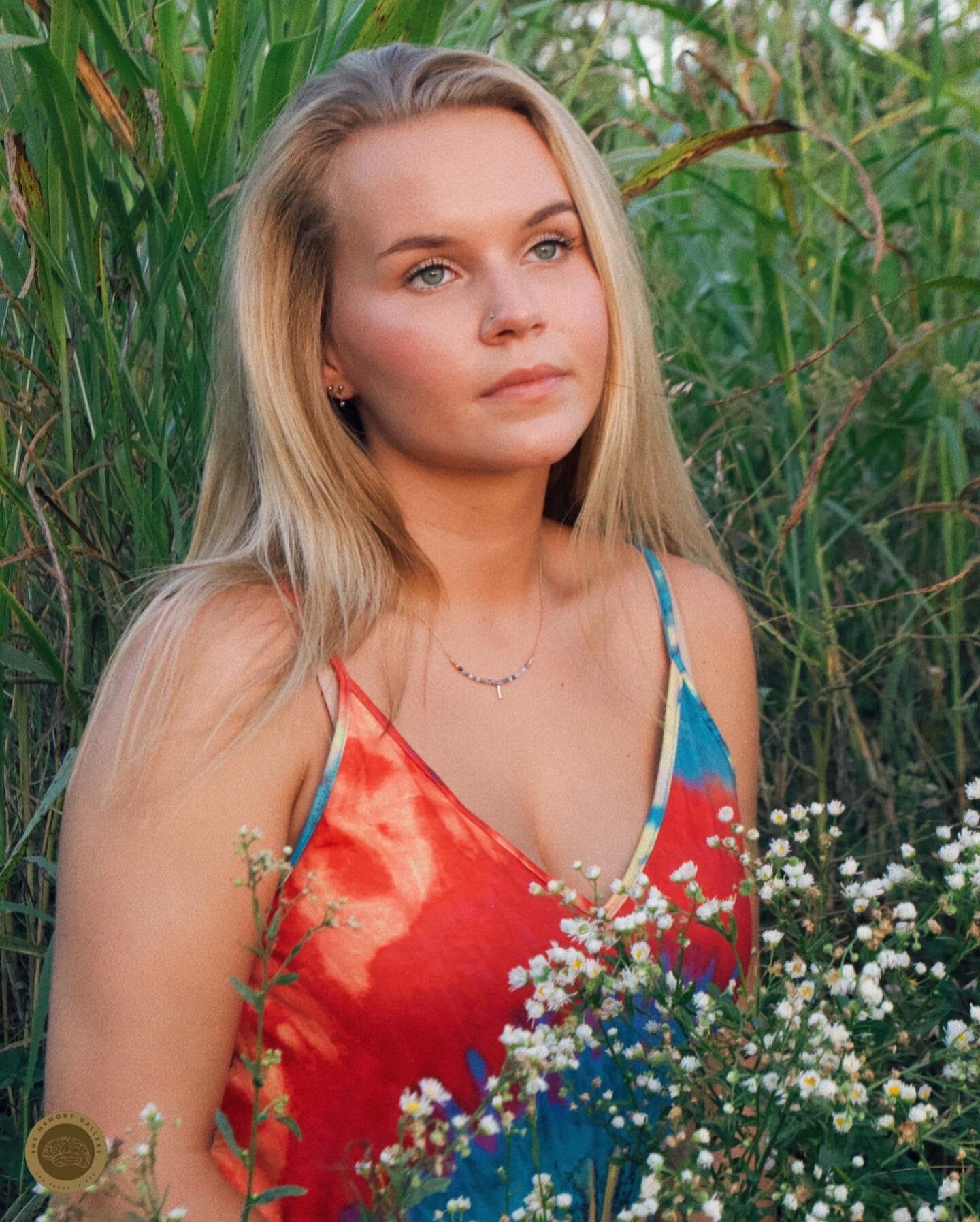 “let us dance in the sun, wearing wild flowers”
- susan polis schutz
.
.
.
#photography #photographer #photooftheday #photo #portrait #portraits #nature #goldenhour #golden #sunset #woods #forest #natural #outdoors #flowers #meadow #sundr