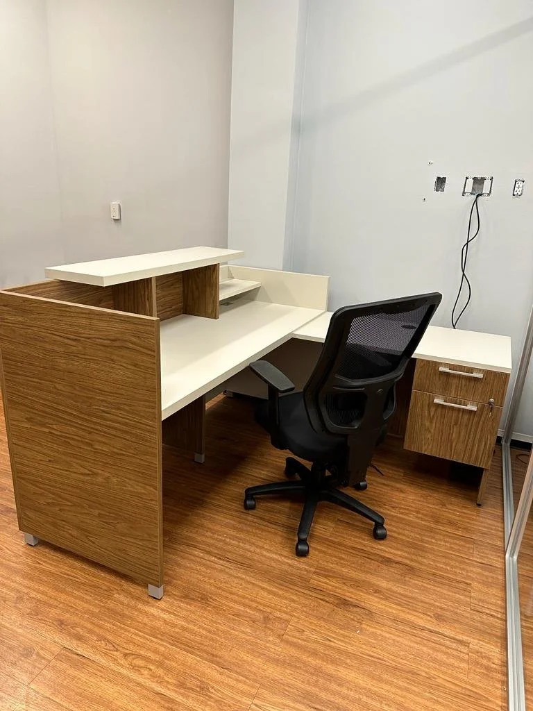 Main Gallery Desk Chairs.JPG