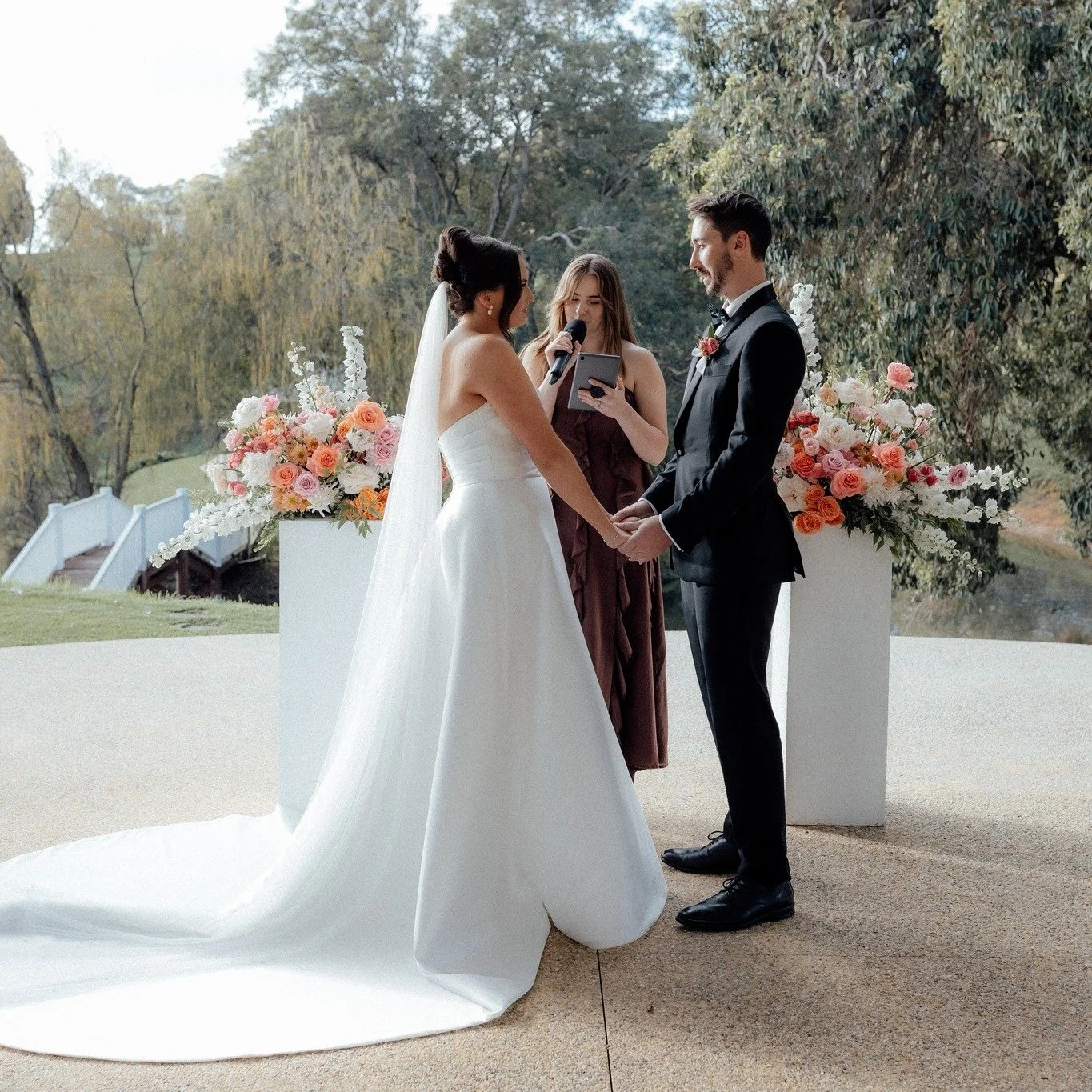Kristy and Jordan's winter wedding on fresh, crisp, wonderfully sunny day ☀️
Such a gorgeous couple and so lucky to work alongside my @friendors_  pal @reillycraigmusic 
Images by:  @twobirds_and_co 
Videography: @oddsockssociety 
Florals: @holliean