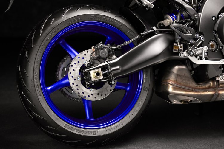 Yamaha R9 Rear Brake Bracket Yamaha YZF-R9 — SunCity Yamaha