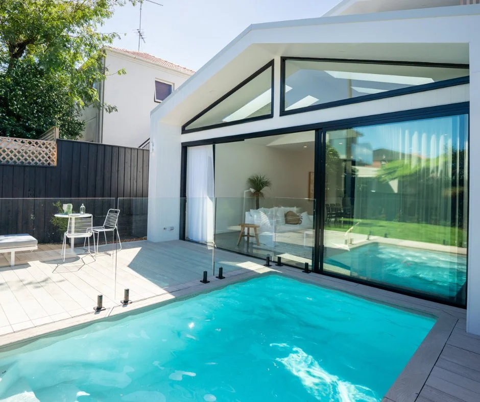 The Plungie Original⁠
⁠
Simple in design and effortlessly charming, this pool will have you kicking back all summer long! Its modest style enhances the space it's placed in and easily complements the existing elements of your home. ⁠
⁠
Allow us to in