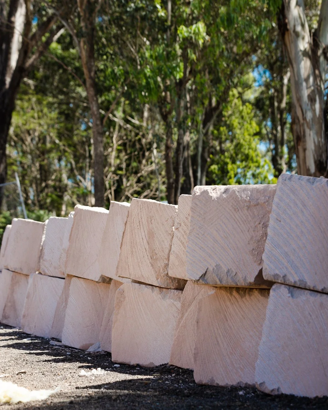 Landscaping can take any home to the next level. From structural work to garden design, it&rsquo;s the finishing touch that makes all the difference.⁠
⁠
Reach out to us and let&rsquo;s bring your home to life!