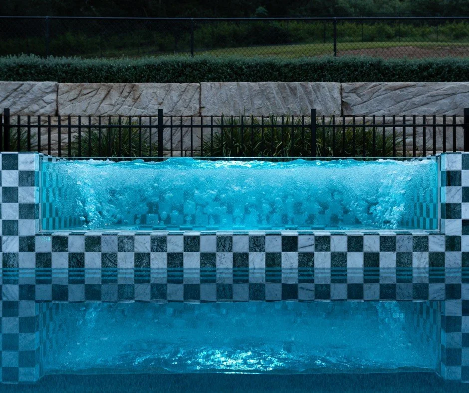 The moonlight really enhances the undeniable beauty of our Orangeville project!⁠
⁠
We couldn't be happier with this finished project - we know our clients will be enjoying this space for years to come!