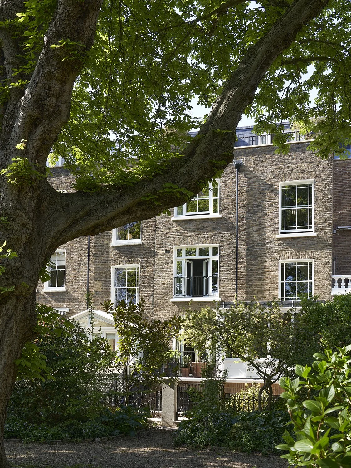 Holland Park Home I