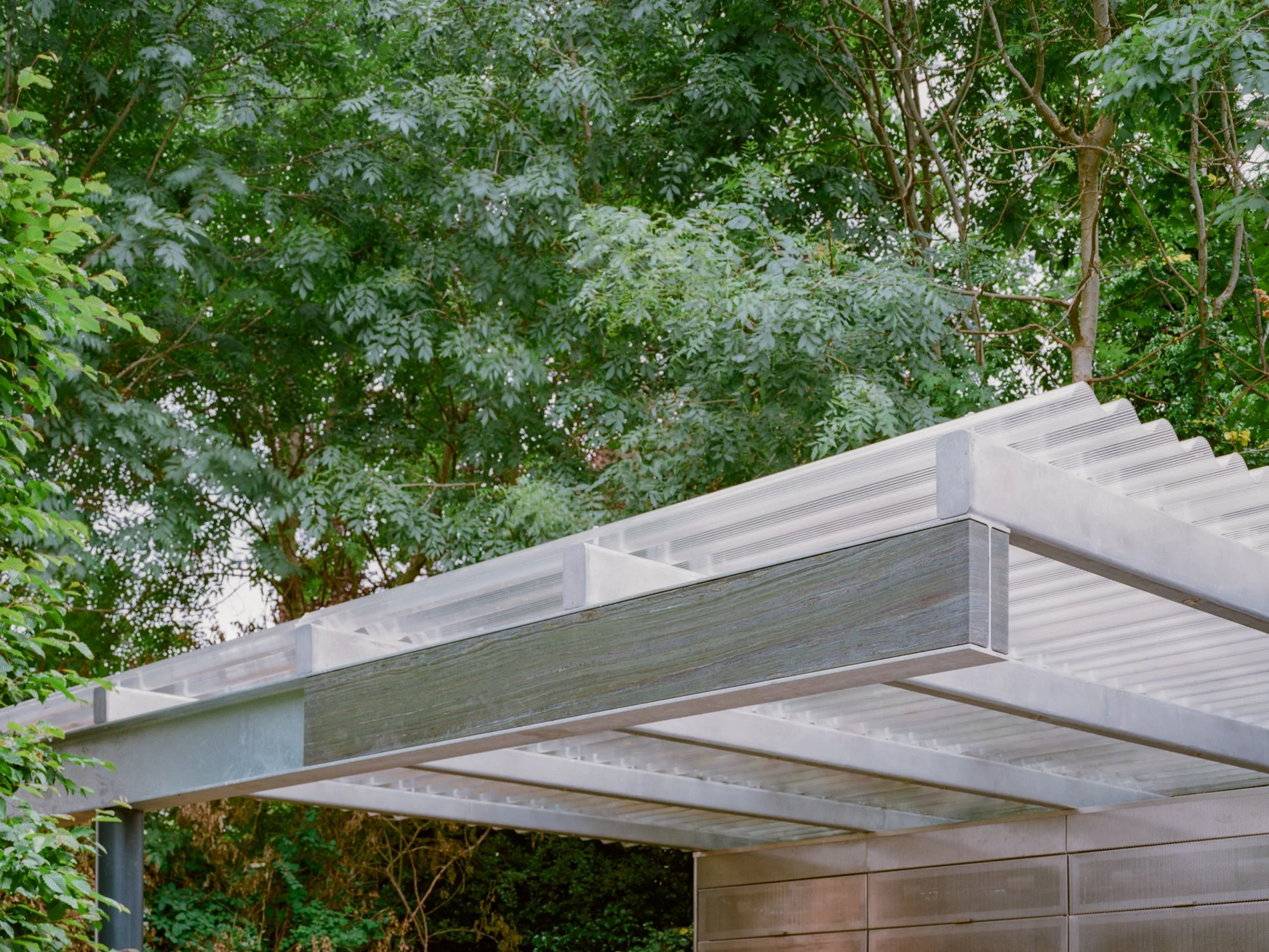 NA ER © LZ 2025-12.jpg