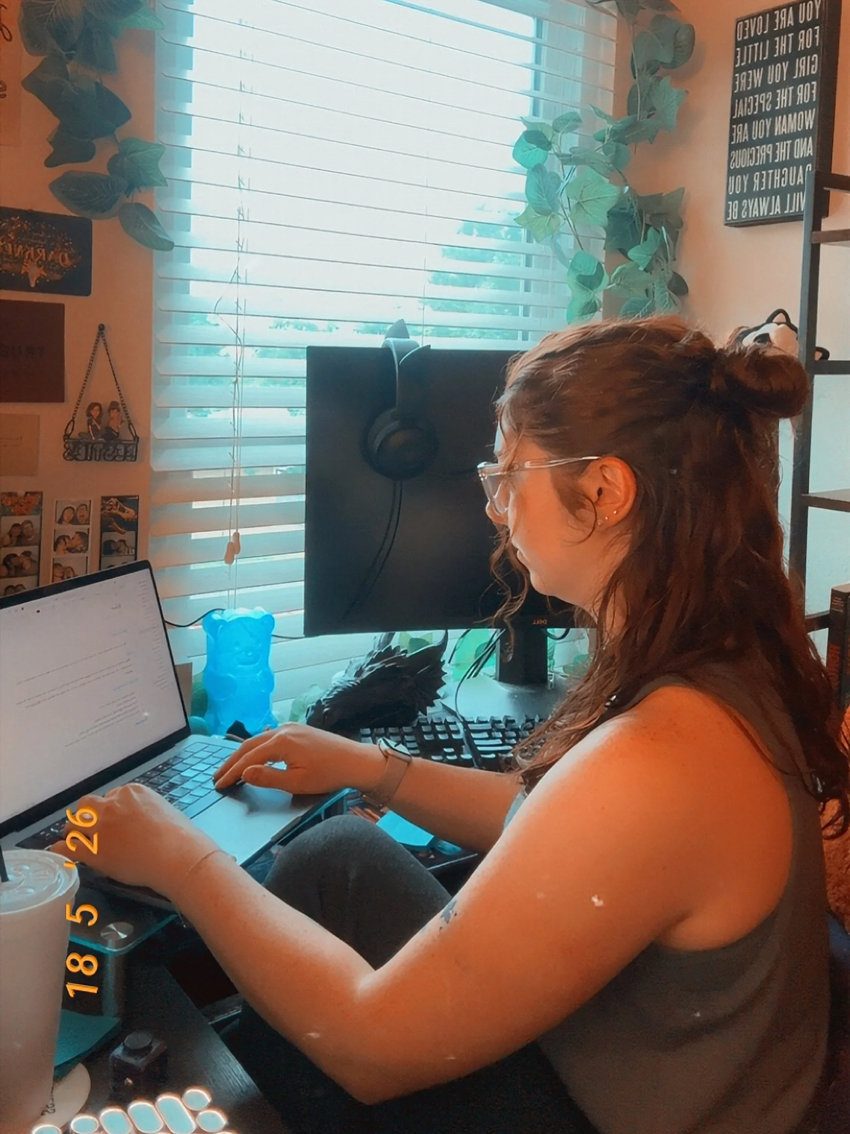 This author is working on Legends &amp; Predators 2, y&rsquo;all! 🤗✨🫢

Let the magic happennnnn! Coming 2027!

Become an Earley Bird to be the first to get sneak peeks of what I&rsquo;m doing!

🏷️ hashtags &amp; keywords:
#authorofinstagram&nbsp;#